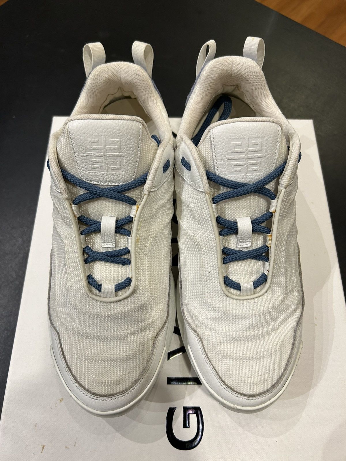 Givenchy Givenchy Giv 1 Light Runner Sneaker Size US 10 / EU 43 - 4 Thumbnail