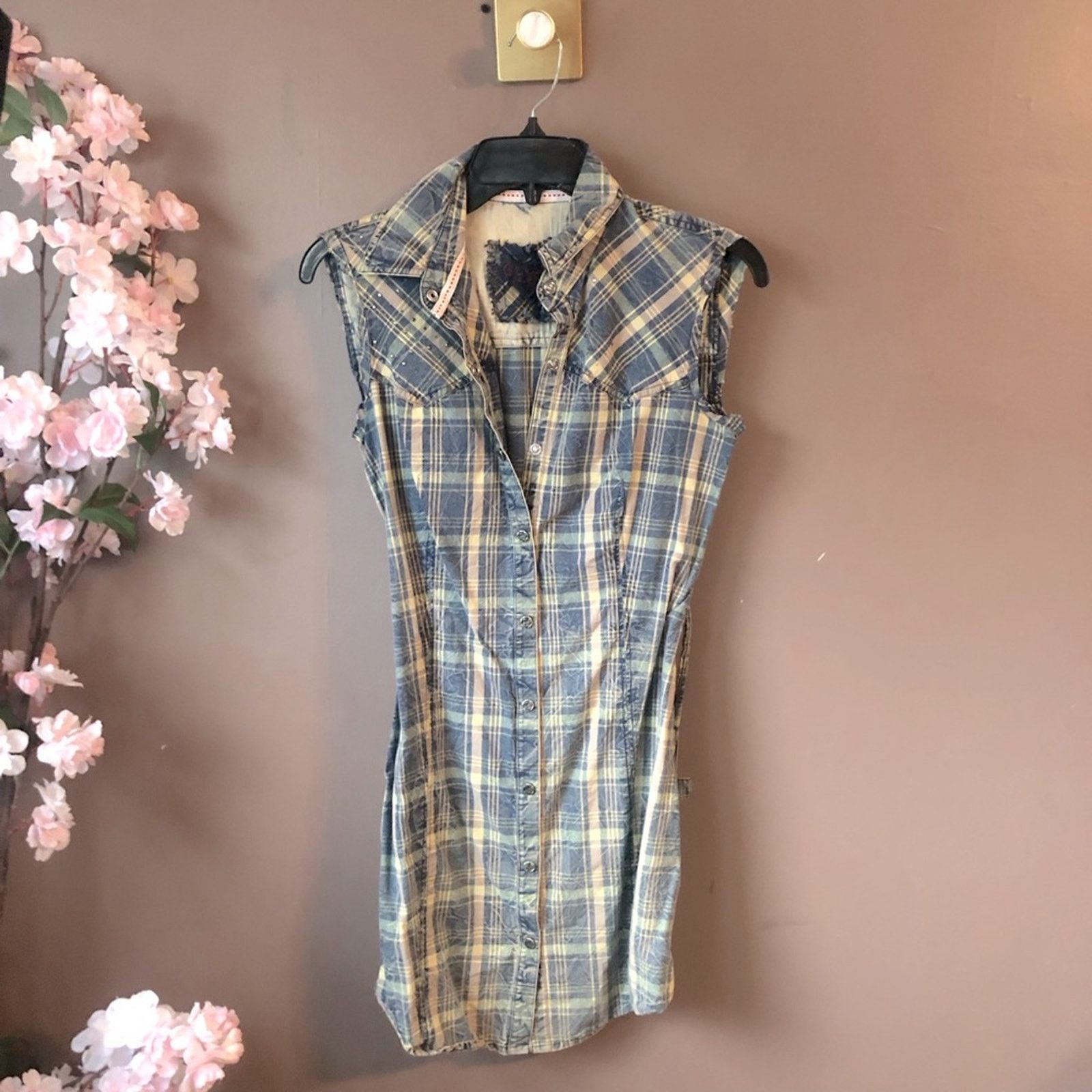 Guess Guess plaid top shirt w/ belt Size XS / US 0-2 / IT 36-38 - 1 Thumbnail