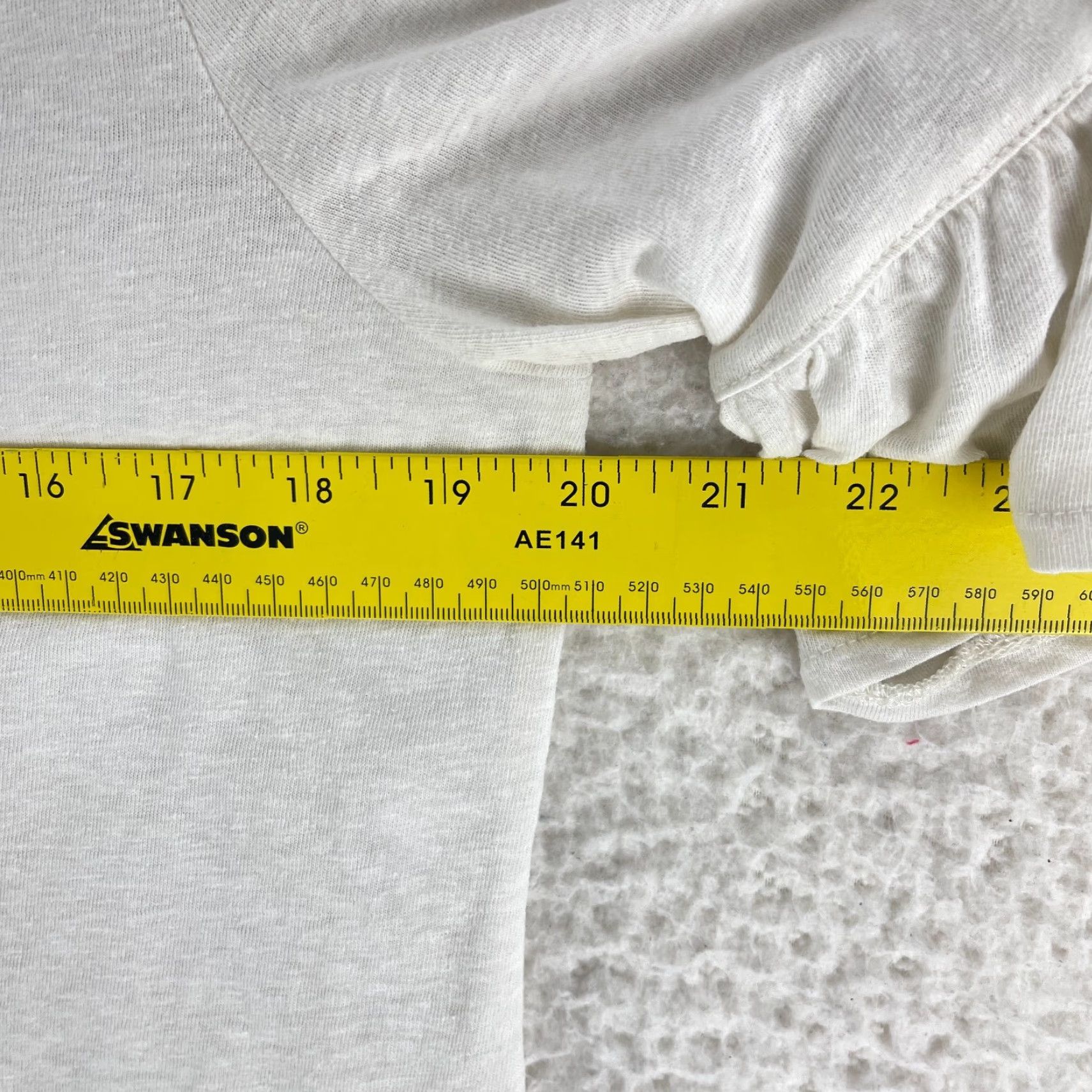 J.Crew J. Crew Mercantile Shirt Womens Large White Ruffle Sleeve Crew Neck Pullover Size L / US 10 / IT 46 - 5 Thumbnail