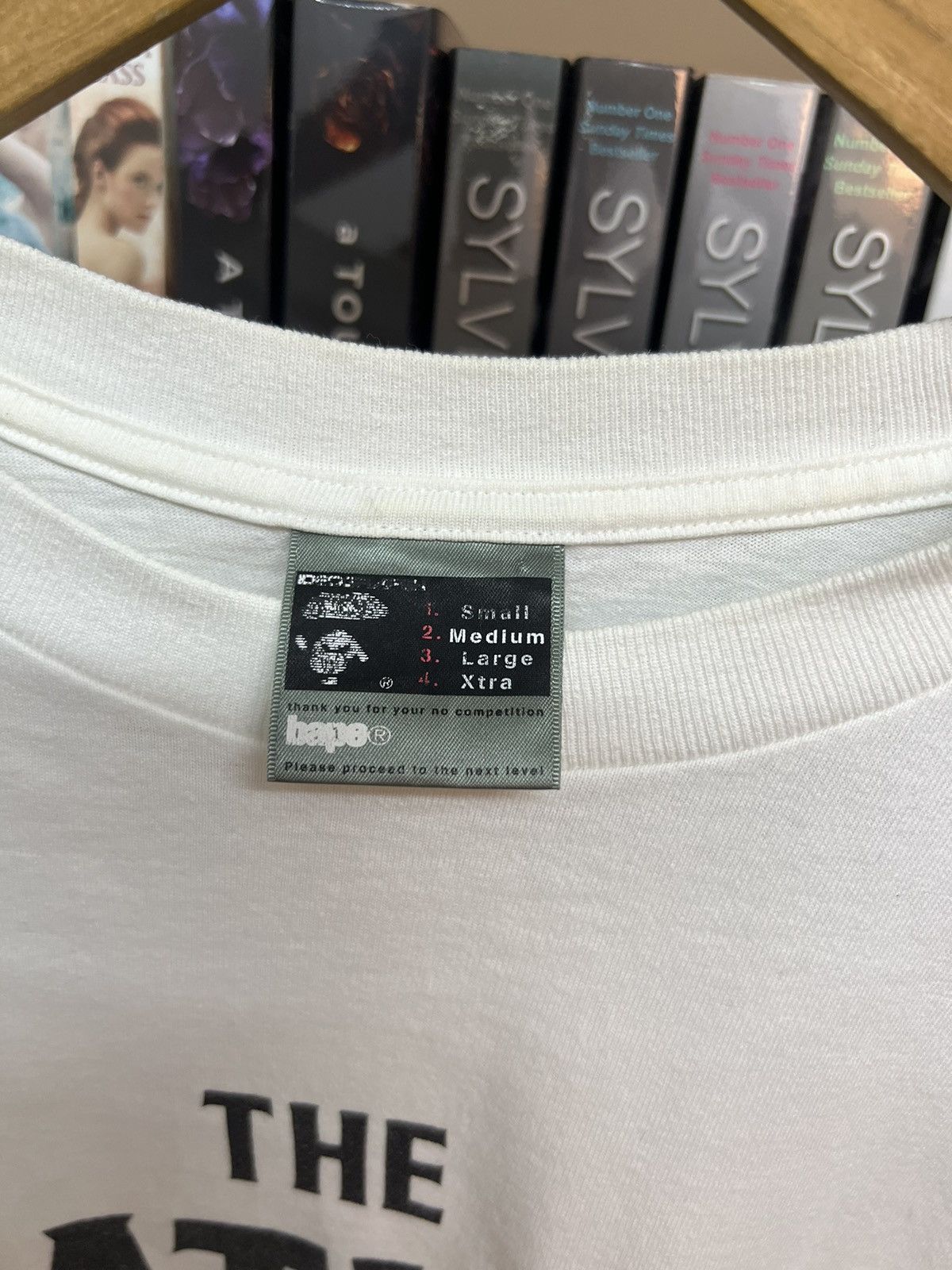 Bape BAPEXCLUSIVE The Beatles Logo Tee Size US M / EU 48-50 / 2 - 9 Thumbnail
