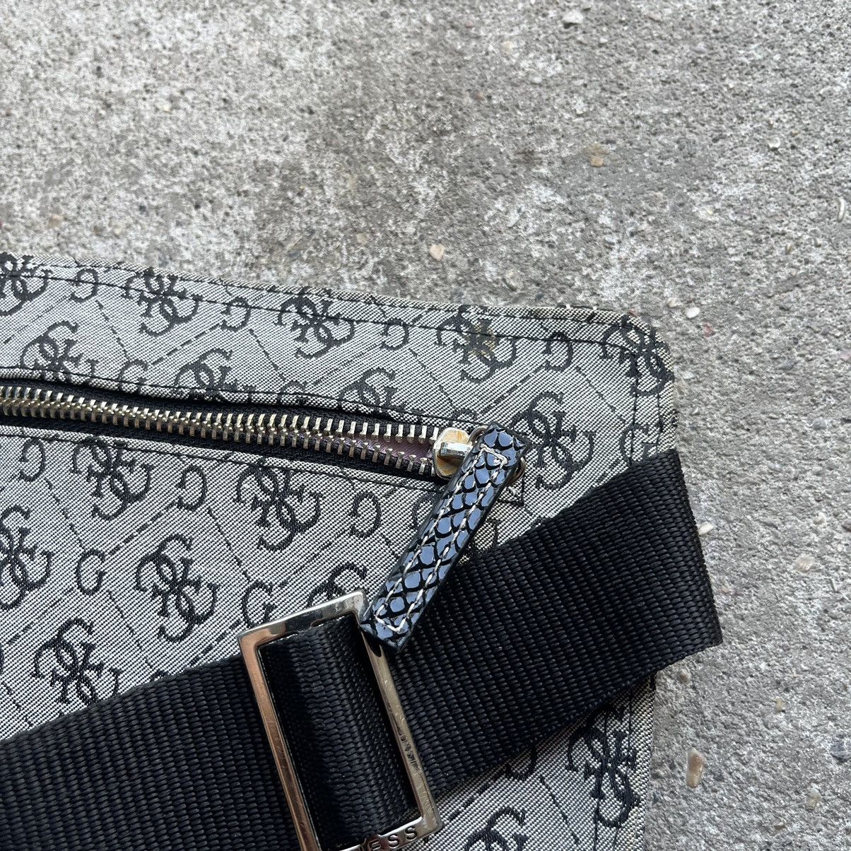 Guess Guess vintage rare monogram waist bag Size ONE SIZE - 5 Thumbnail