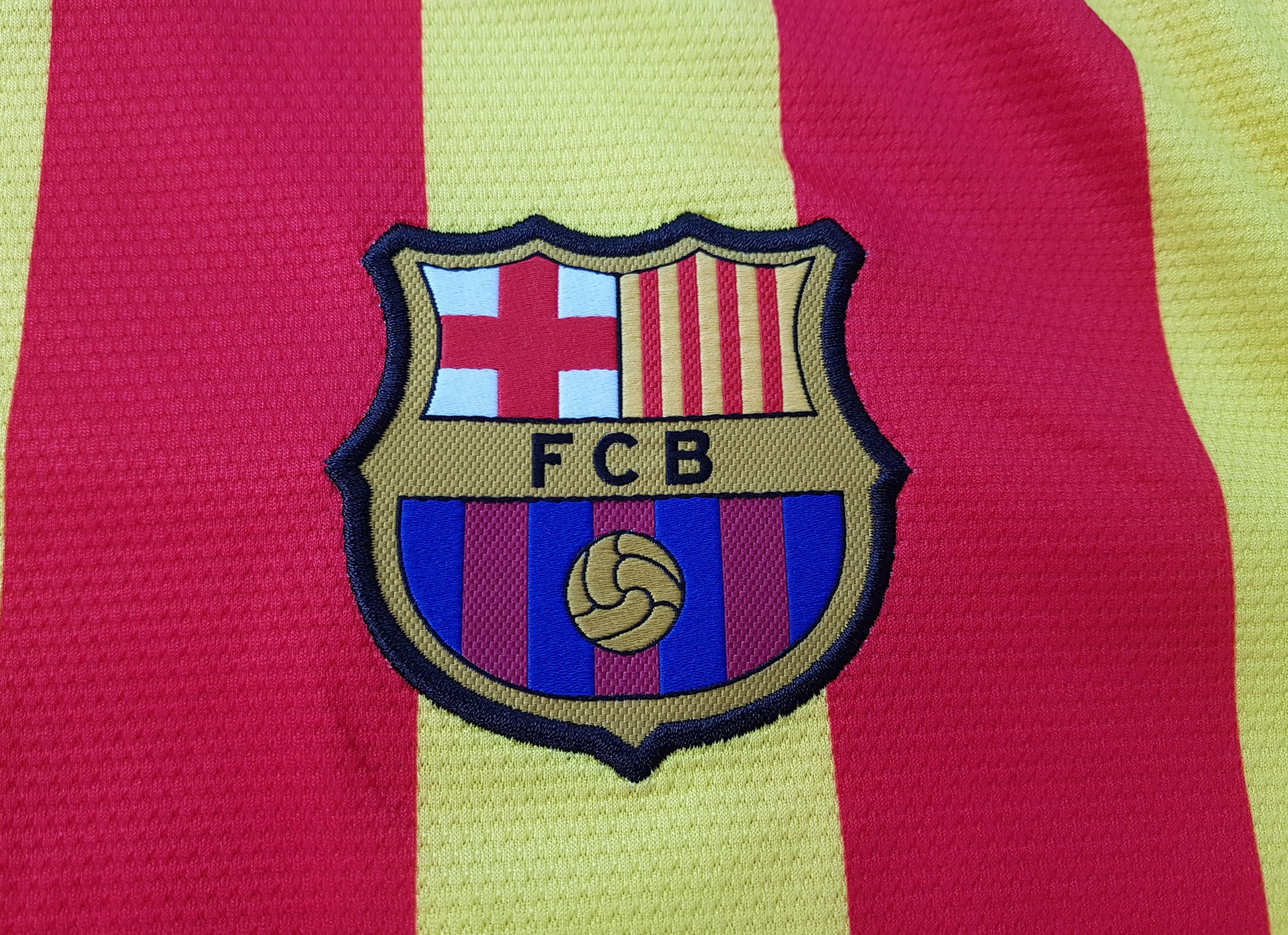Nike Nike Barcelona Catalan Kit 2013-14 Football Soccer Jersey Size US L / EU 52-54 / 3 - 9 Thumbnail
