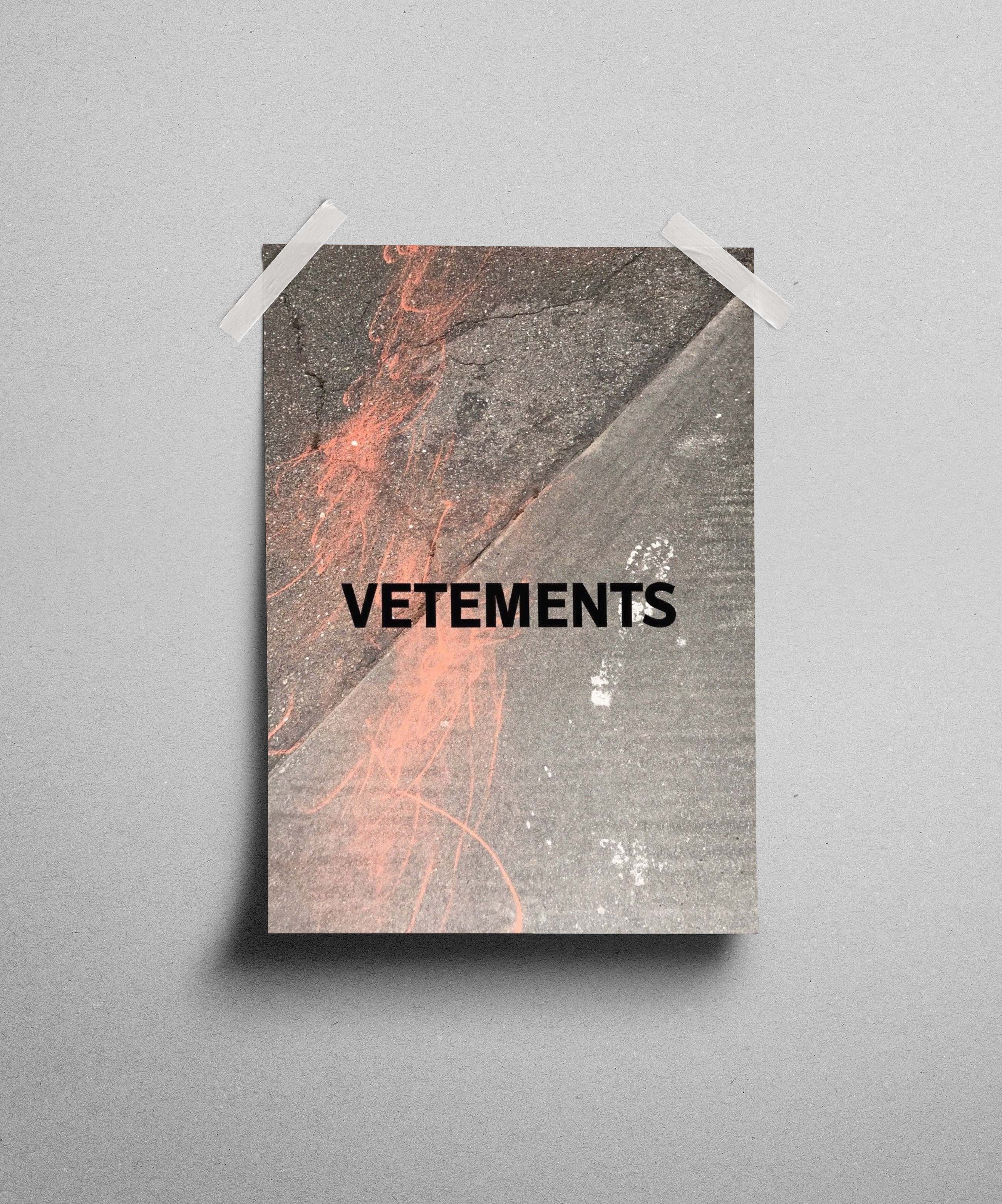 Vetements Vetements Poster Gift Vintage Archive Book Magazine Logo Size ONE SIZE - 3 Thumbnail