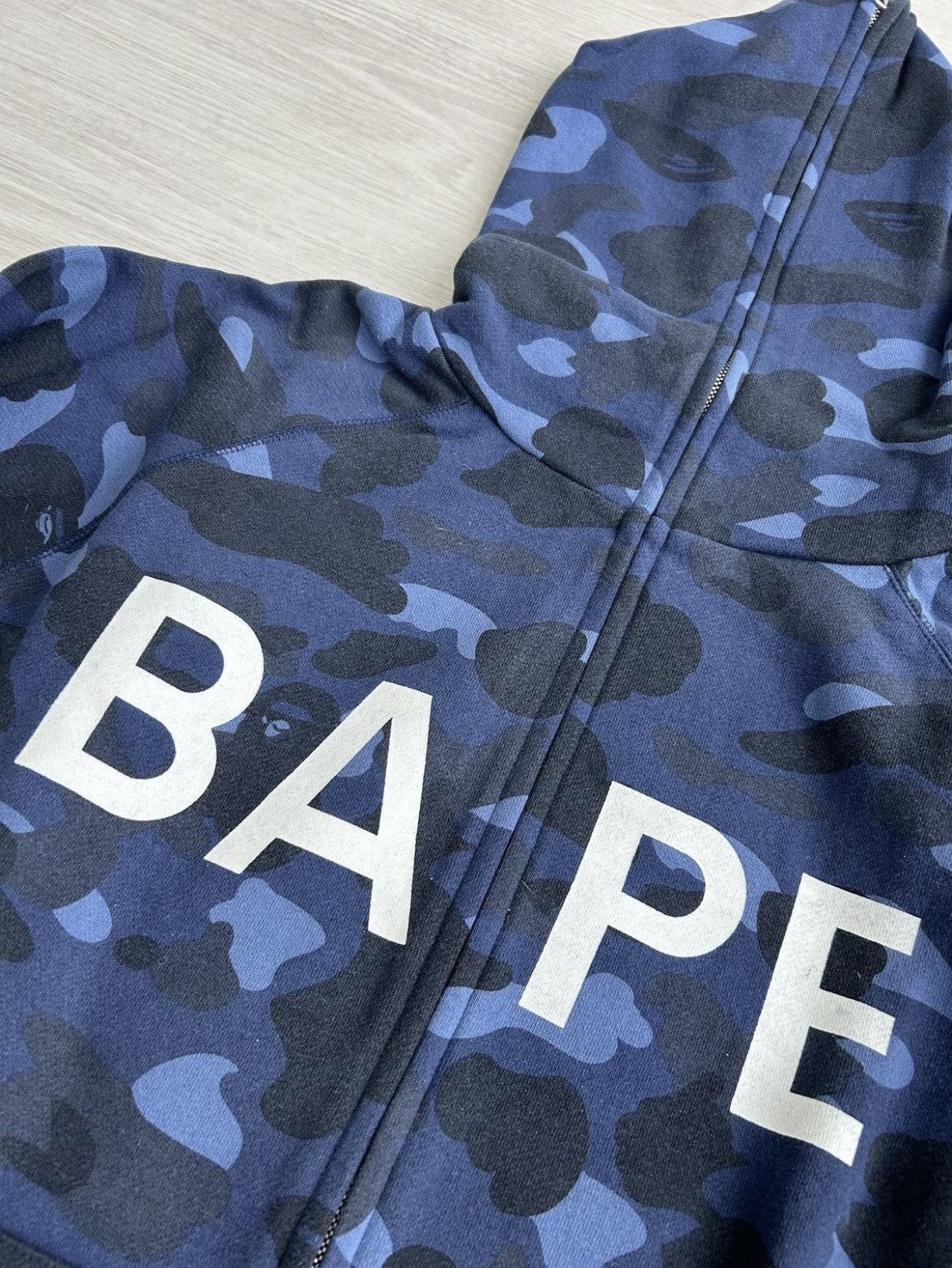 Bape VERY RARE OG 2005 A BATHING APE 1ST BLUE CAMO FULLZIP HOODIE Size US M / EU 48-50 / 2 - 2 Thumbnail