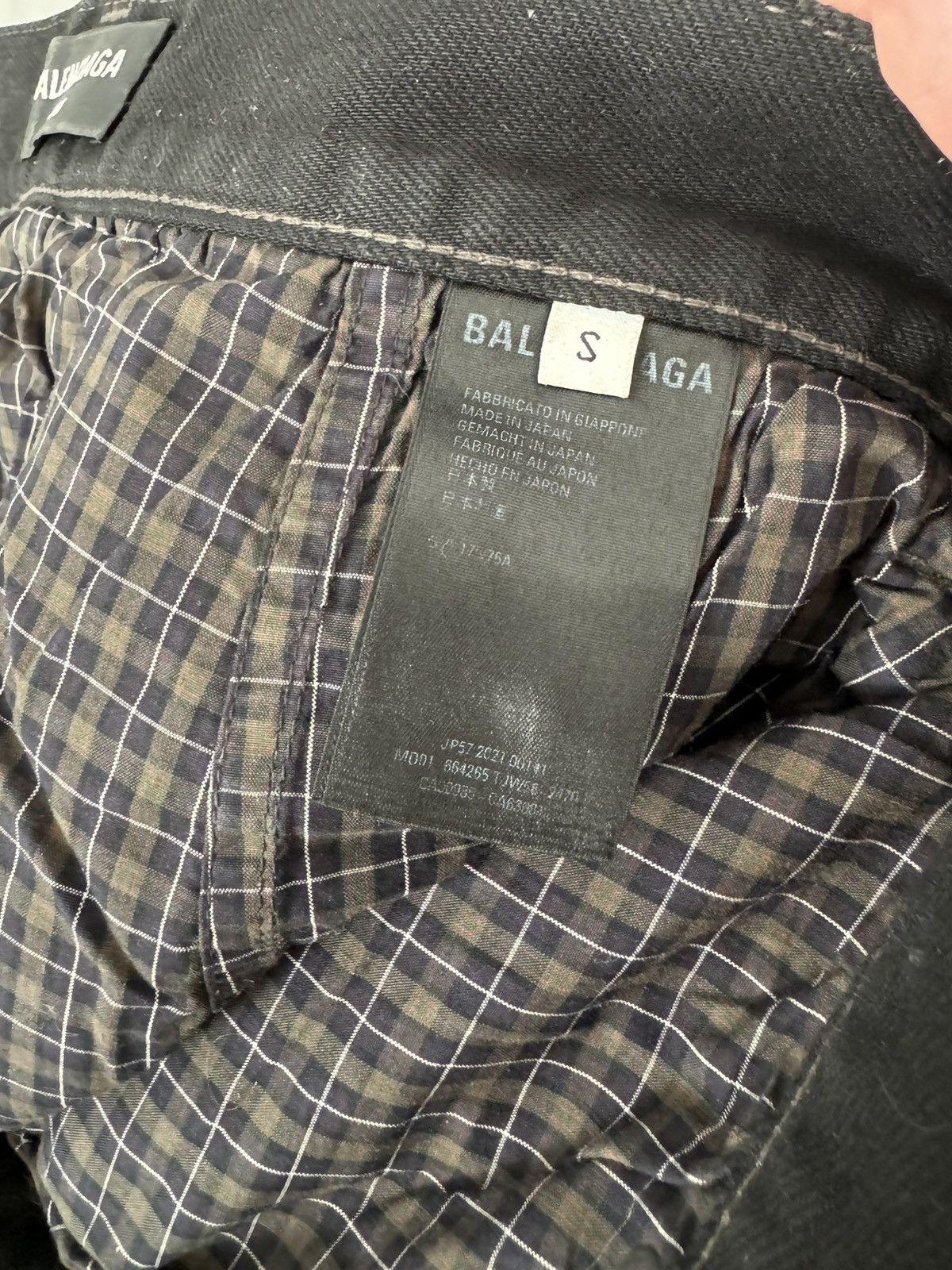 Balenciaga *RARE* RUNWAY BLACK TORN DENIM Sz. S Size US 32 / EU 48 - 9 Thumbnail