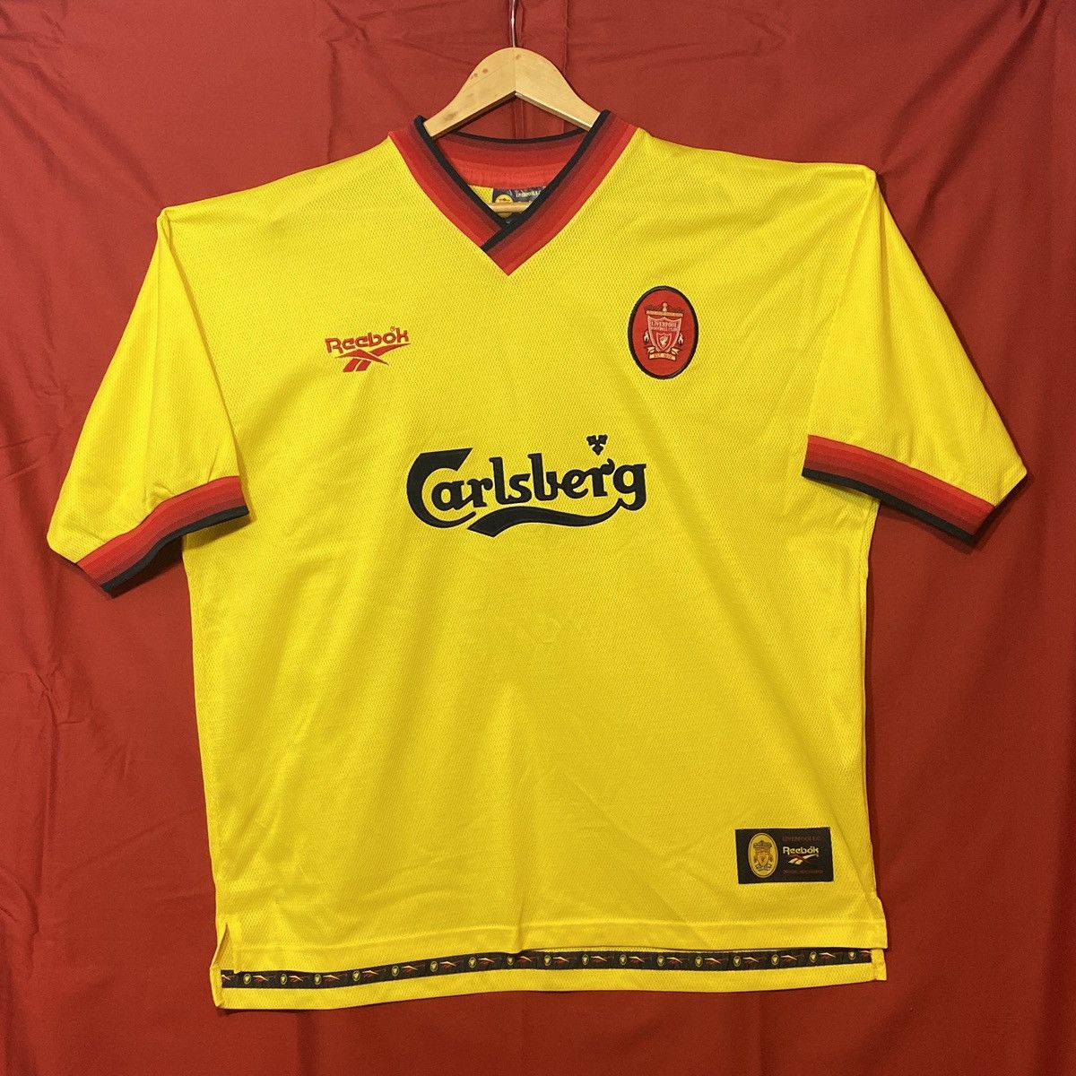 Reebok Vintage 1997 Reebok Liverpool Away Jersey Yellow Size 46/48 Size US M / EU 48-50 / 2 - 1 Thumbnail