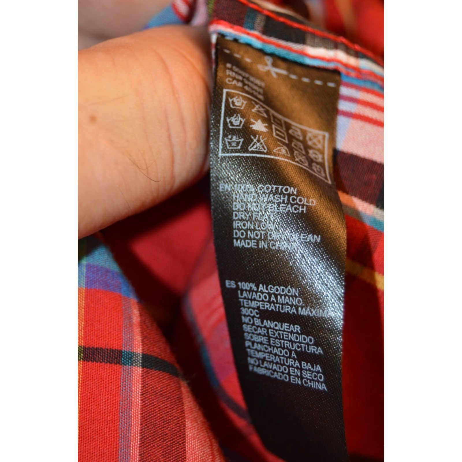 Forever 21 FOREVER 21 Men's Shirt Plaid Button-Up XL Red Lightweight Cotton Chambray Button-Up, Classic Fit, Long Sleeve, Collared, Casual Size US XL / EU 56 / 4 - 5 Thumbnail