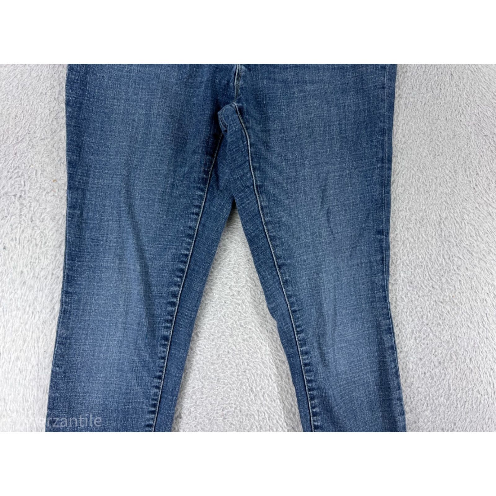 Calvin Klein Calvin Klein Women's Tapered Skinny Jeans 8 Blue Denim Stretch 27in Inseam Modern Fit Size 30" / US 8 / IT 44 - 7 Thumbnail