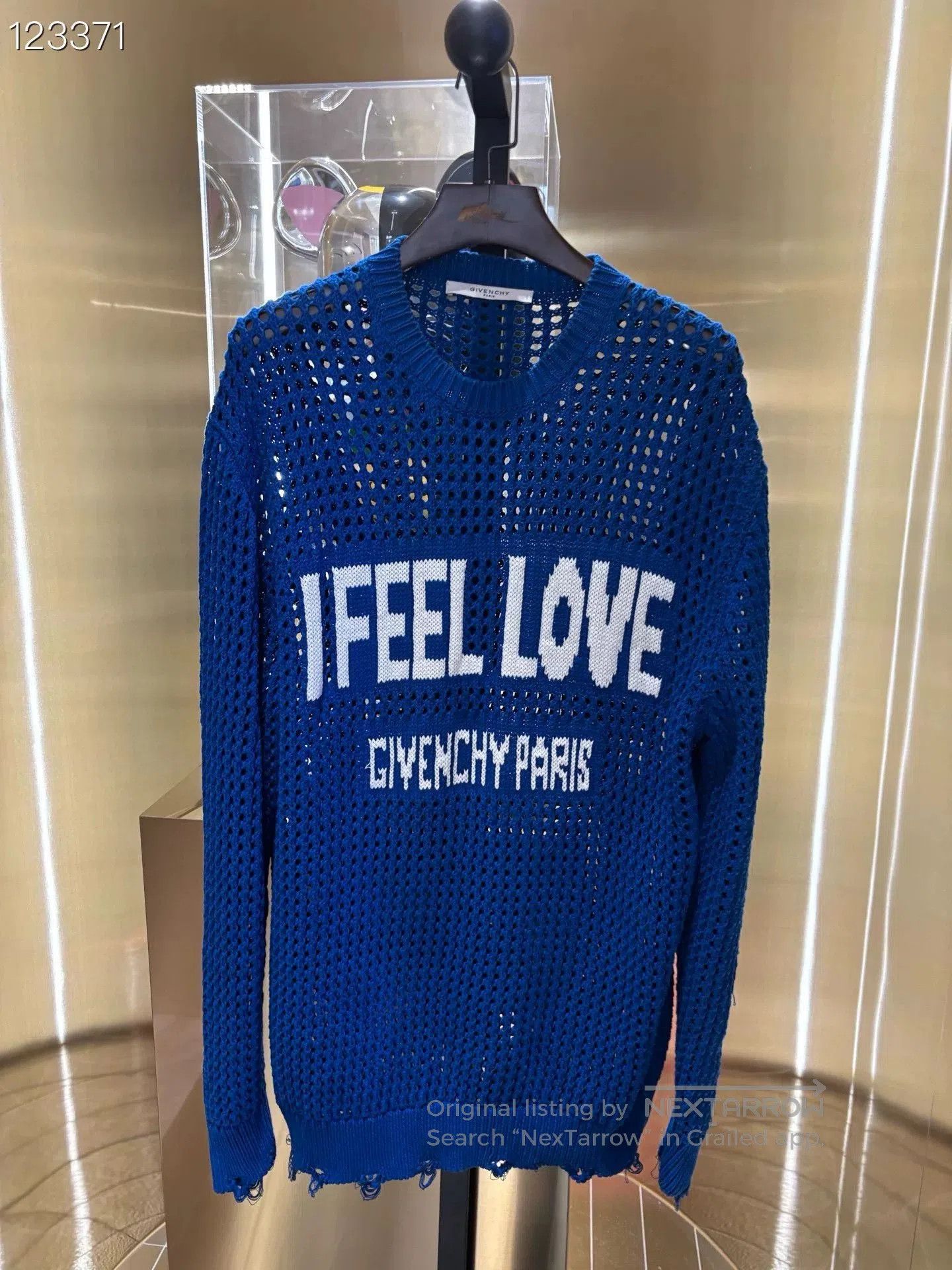 Givenchy Givenchy Blue Logo Hollow Knit Sweater. Size US M / EU 48-50 / 2 - 1 Thumbnail