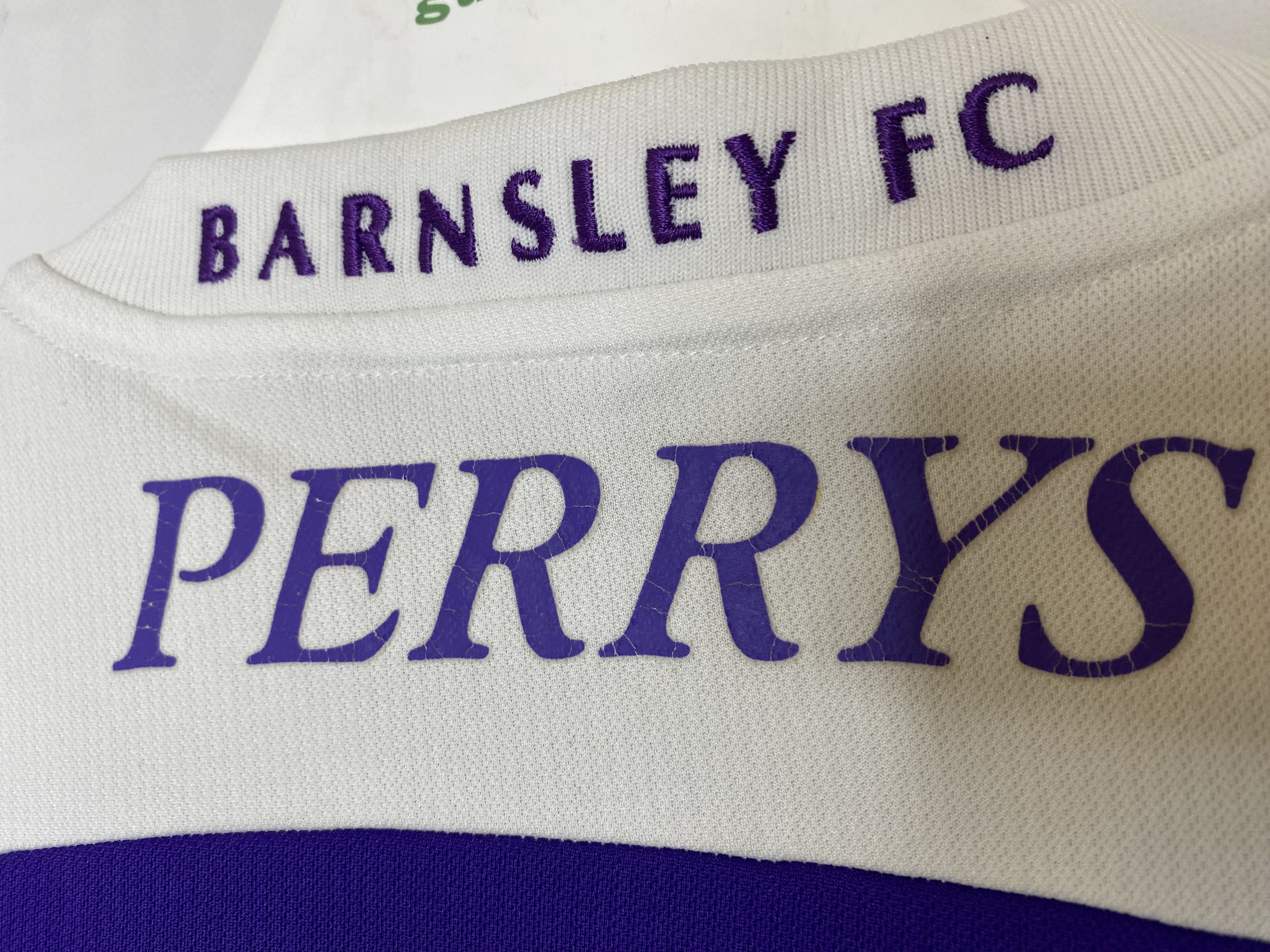 Lotto Sport BARNSLEY FC 2010 2011 AWAY FOOTBALL SHIRT SOCCER JERSEY Size US M / EU 48-50 / 2 - 3 Thumbnail