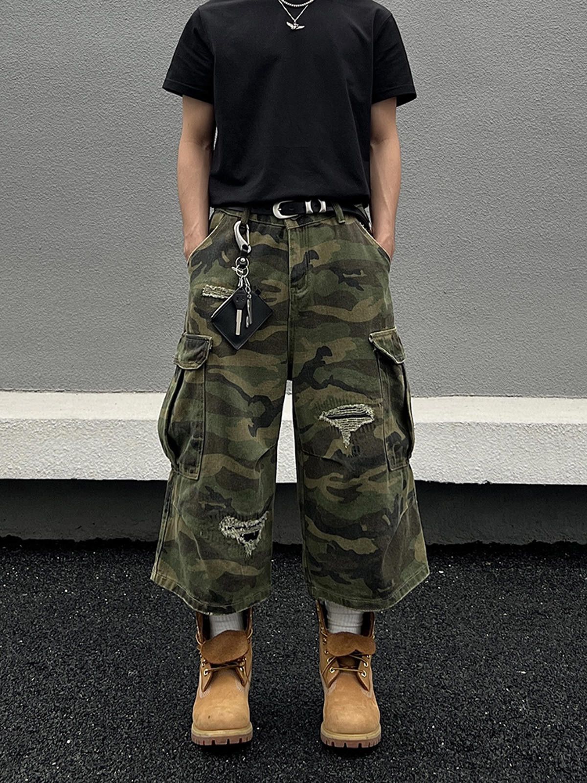 Other Camo Distressed Cargo Jorts, Baggy Ripped Shorts Size US 30 / EU 46 - 3 Thumbnail