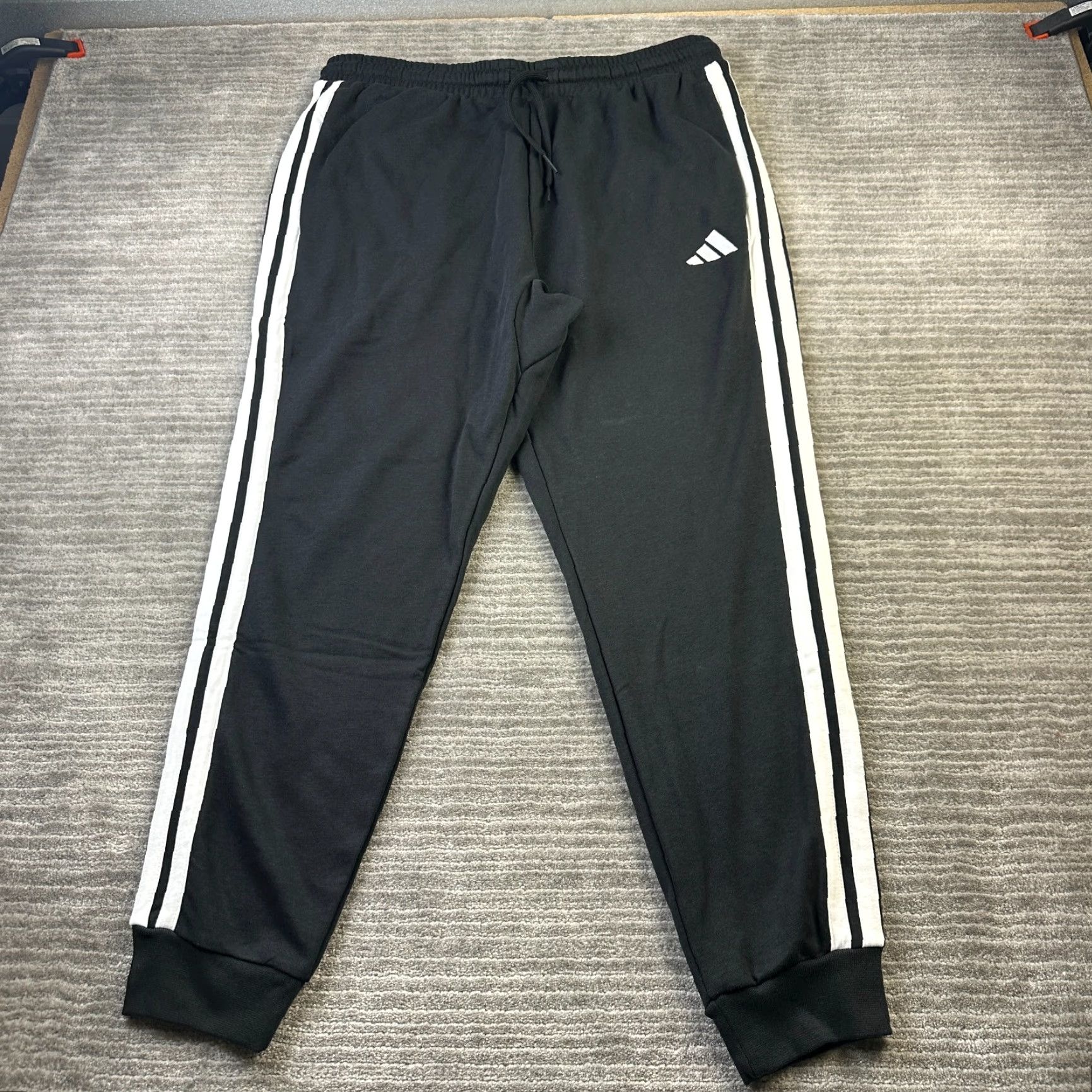 Adidas Adidas Pants Mens XL Black Sweatpants Joggers Fleece Track Pants Slimming Athletic Size US 36 / EU 52 - 2 Thumbnail
