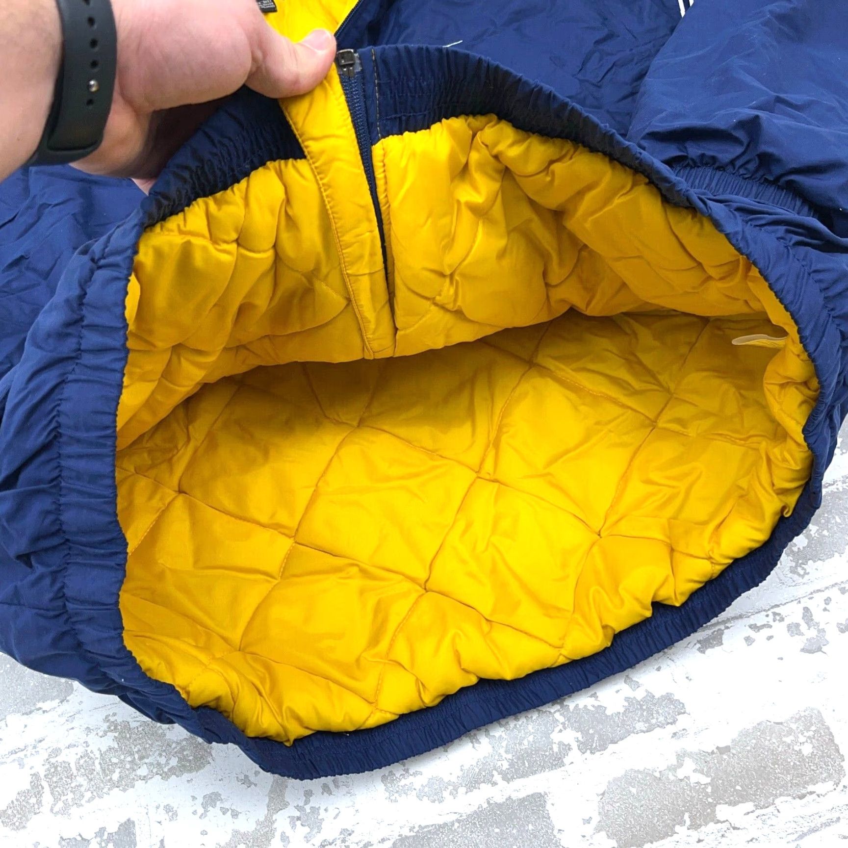Nike Vintage Nike Jacket Men 2XL Blue Puffer Coat Winter Coat Heavy Retro 80s 90s Logo Zipper Full Zip Casual Sports Jacket Mens Size US XXL / EU 58 / 5 - 7 Thumbnail
