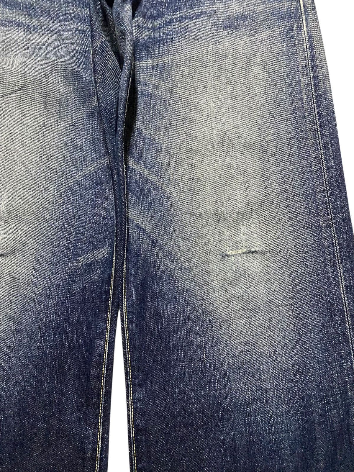 Levi's Vintage Levis 503 Faded Wash Distressed Baggy Jeans Size US 32 / EU 48 - 8 Thumbnail