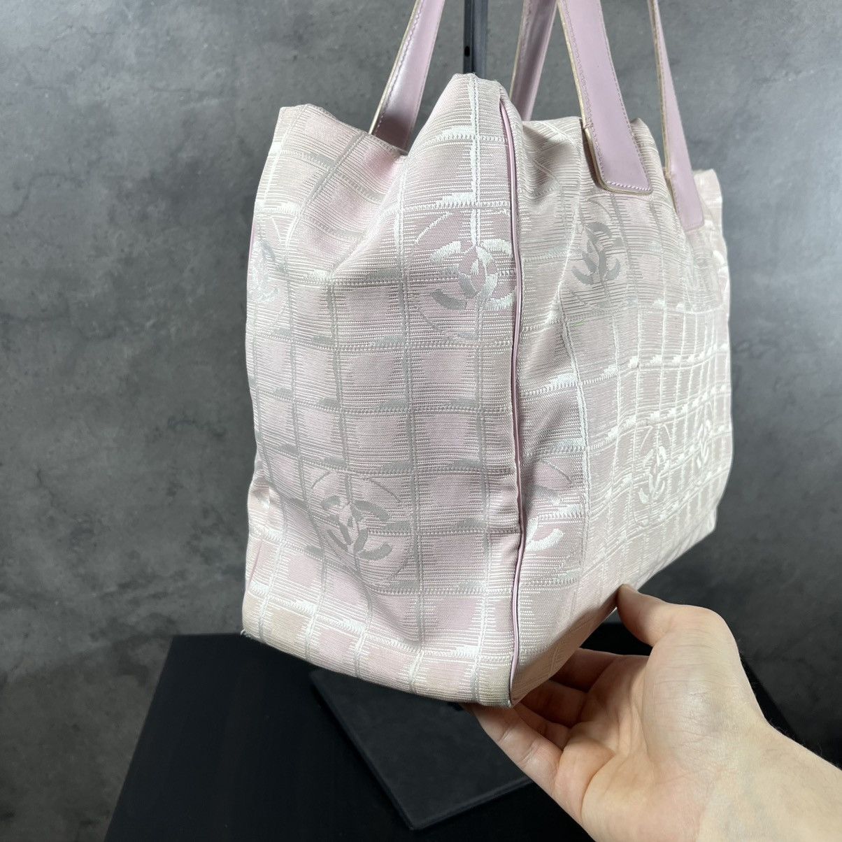 Chanel Archive Chanel Aligne Pink Travel Line Monogram Hand Bag Size ONE SIZE - 5 Thumbnail