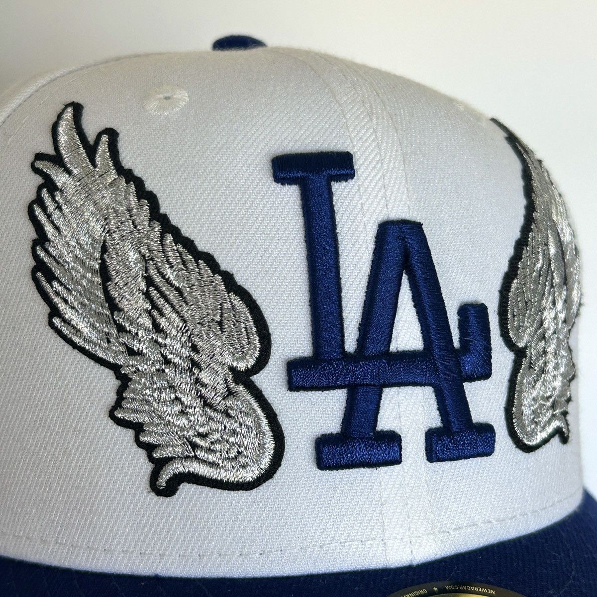 New Era *6 7/8* 1-of-1 NEW ERA Los Angeles Dodgers Exclusive Fitted Size ONE SIZE - 2 Thumbnail