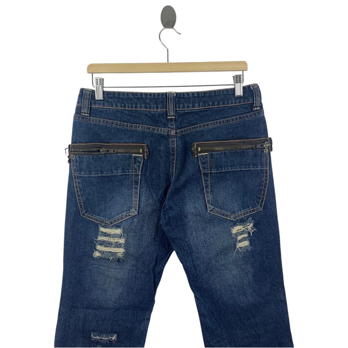 Japanese Brand HERITAGE STONE Distressed blue jeans Size US 34 / EU 50 - 16 Thumbnail