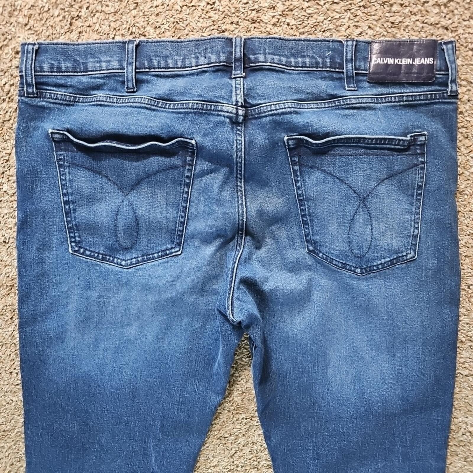 Calvin Klein Calvin Klein CKJ035 40x30 straight Leg Jeans Size US 40 / EU 56 - 7 Thumbnail
