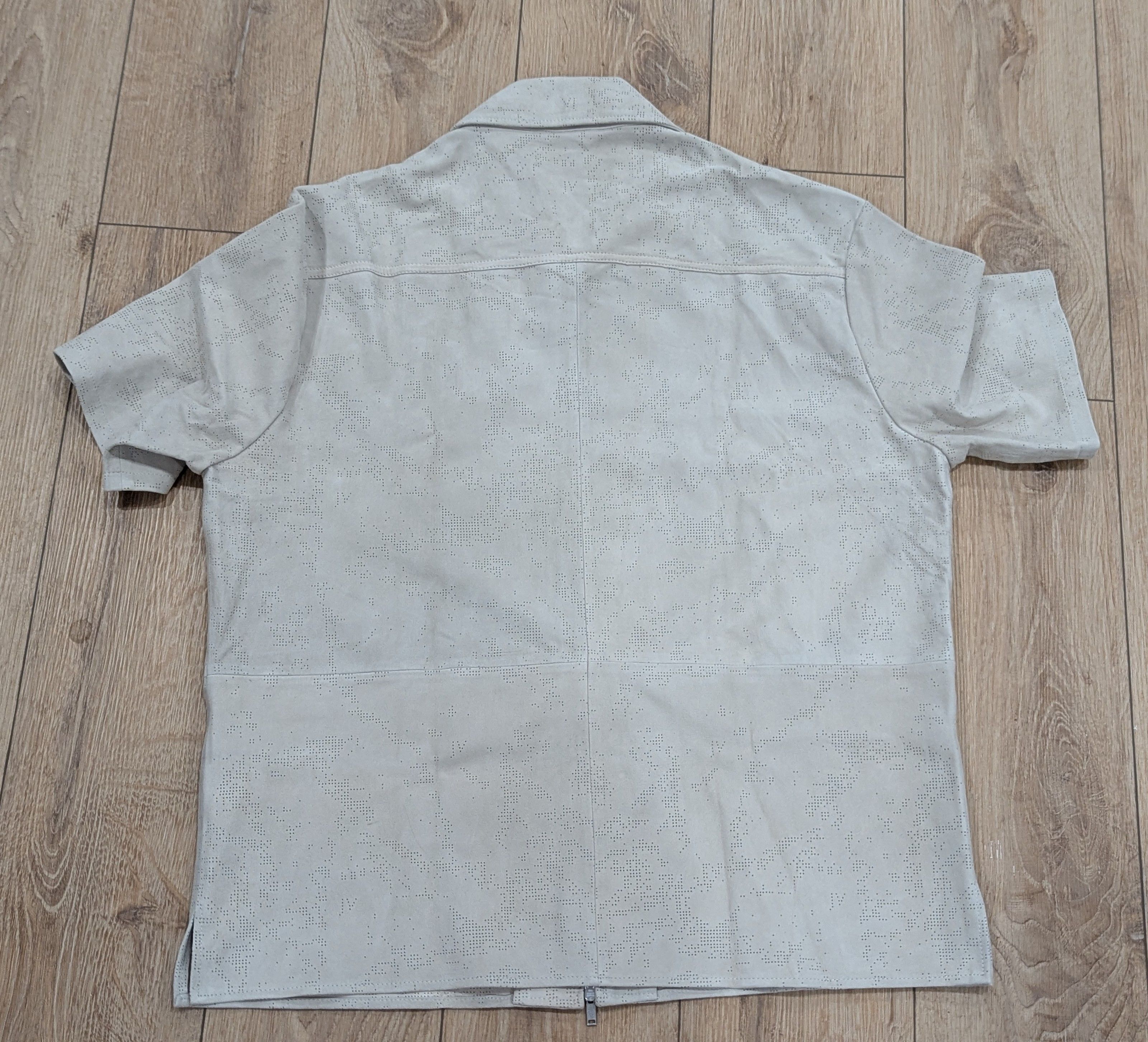 John Varvatos John Varvatos "Wade" Suede Perforated Shirt Chalk 58 US 48 Size US XXL / EU 58 / 5 - 4 Thumbnail