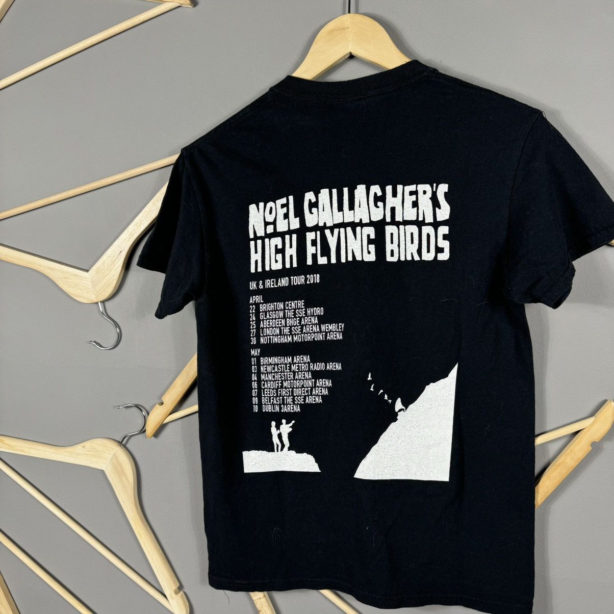 Band Tees Oasis Noel Gallagher 2018 Tour T-shirt Size US S / EU 44-46 / 1 - 6 Thumbnail