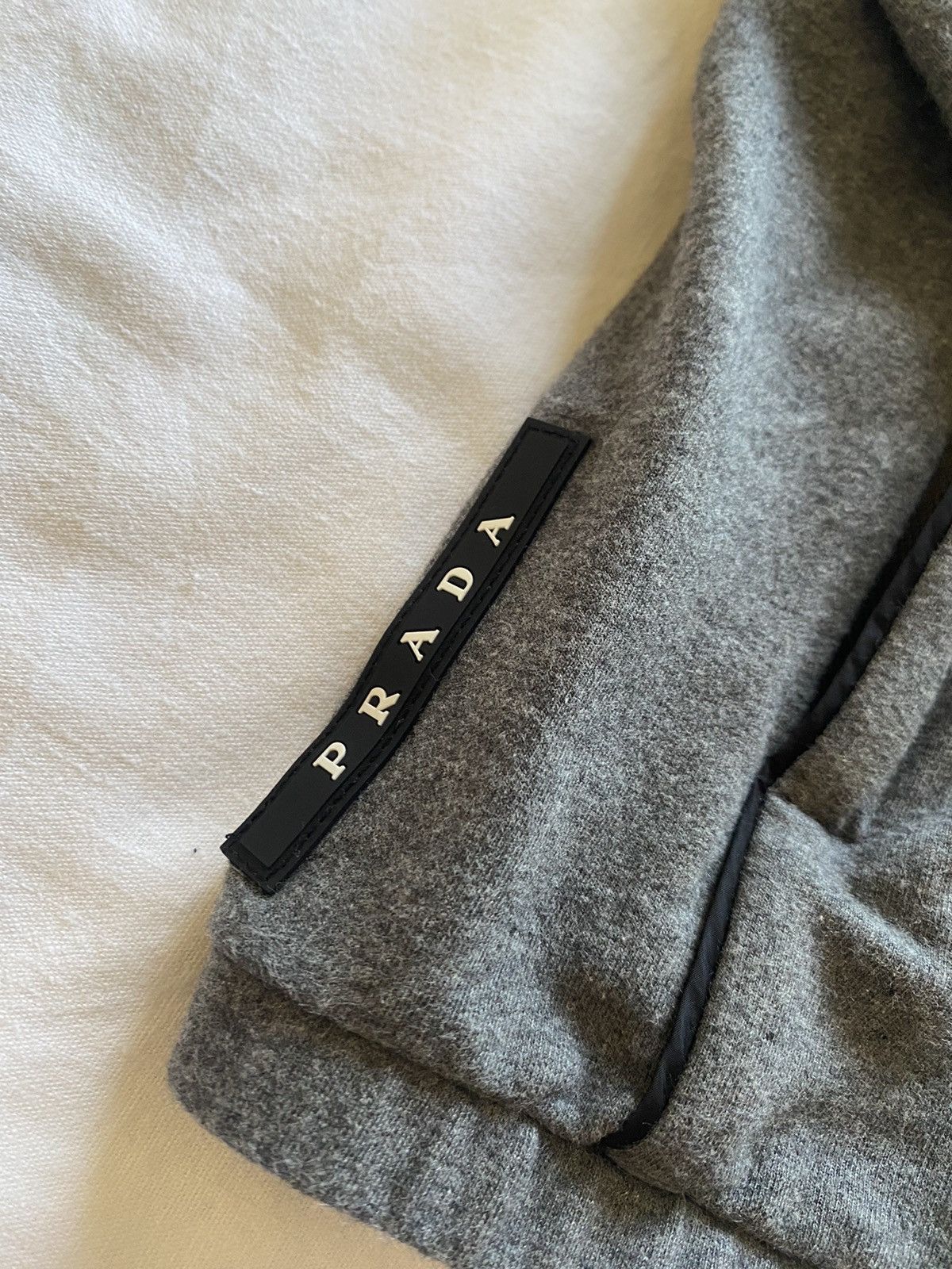 Prada Prada grey hoodie Size US S / EU 44-46 / 1 - 3 Thumbnail