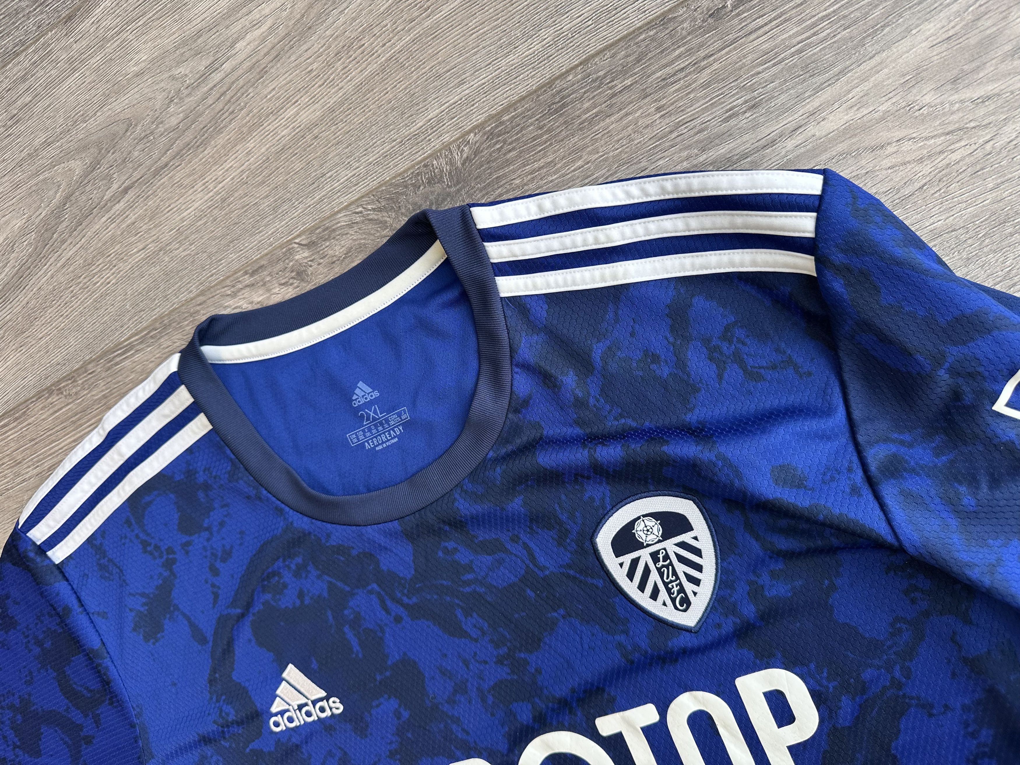 Adidas Soccer Jersey Leeds adidas Size US XXL / EU 58 / 5 - 7 Thumbnail