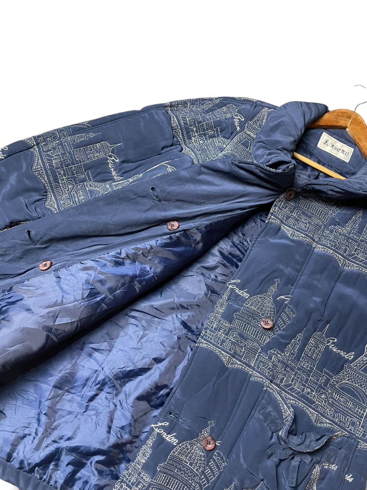 Bergamo New York × Japanese Brand × Vintage BERGAMO New York Hidden Button Light Jacket (111) Size US XS / EU 42 / 0 - 5 Thumbnail
