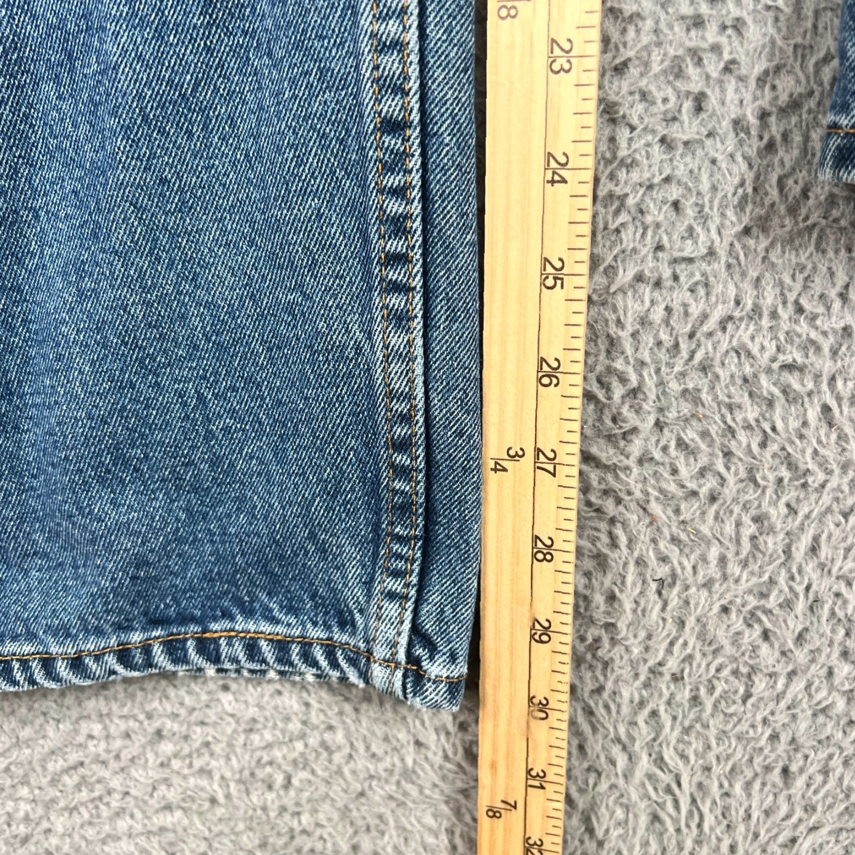 Levi's VINTAGE Levi's 505 Jeans Men 38x30 Straight Fit Medium Wash Denim 80s 90s Retro Size US 38 / EU 54 - 5 Thumbnail