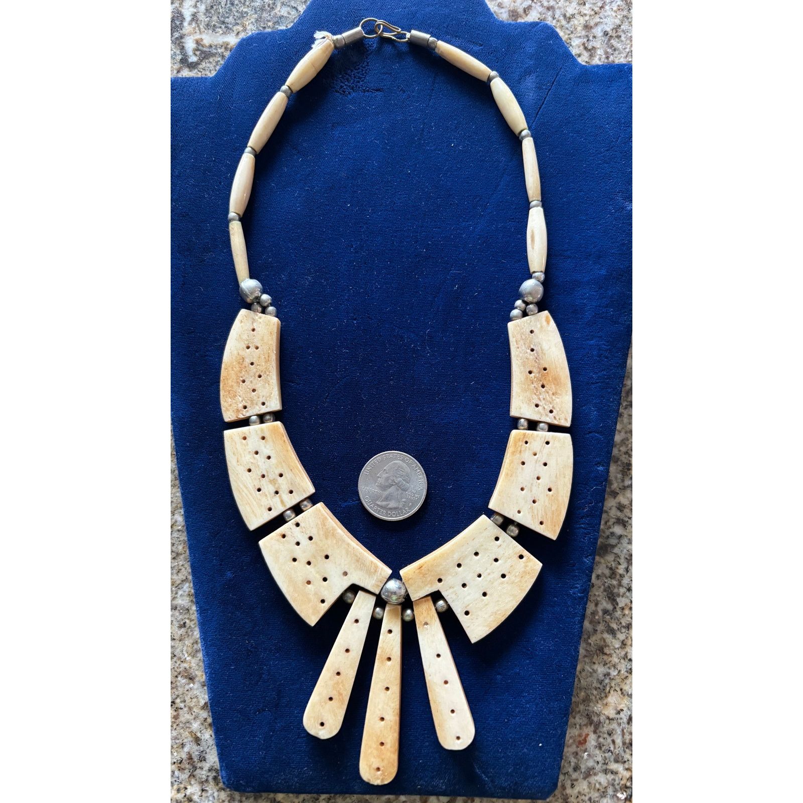 Vintage Vintage Tan Hand Carved Camel Bone Statement Tribal Necklace Size ONE SIZE - 3 Thumbnail