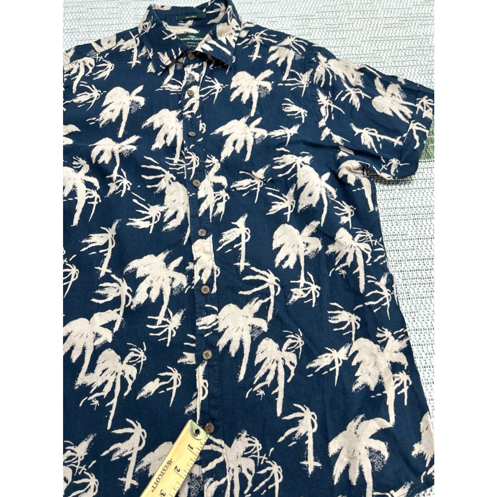 Rodd & Gunn Rodd & Gunn Haskell Point Shirt Men Medium Blue Sports Print Palm Print Button-Up Casual Shirt Size US M / EU 48-50 / 2 - 4 Thumbnail