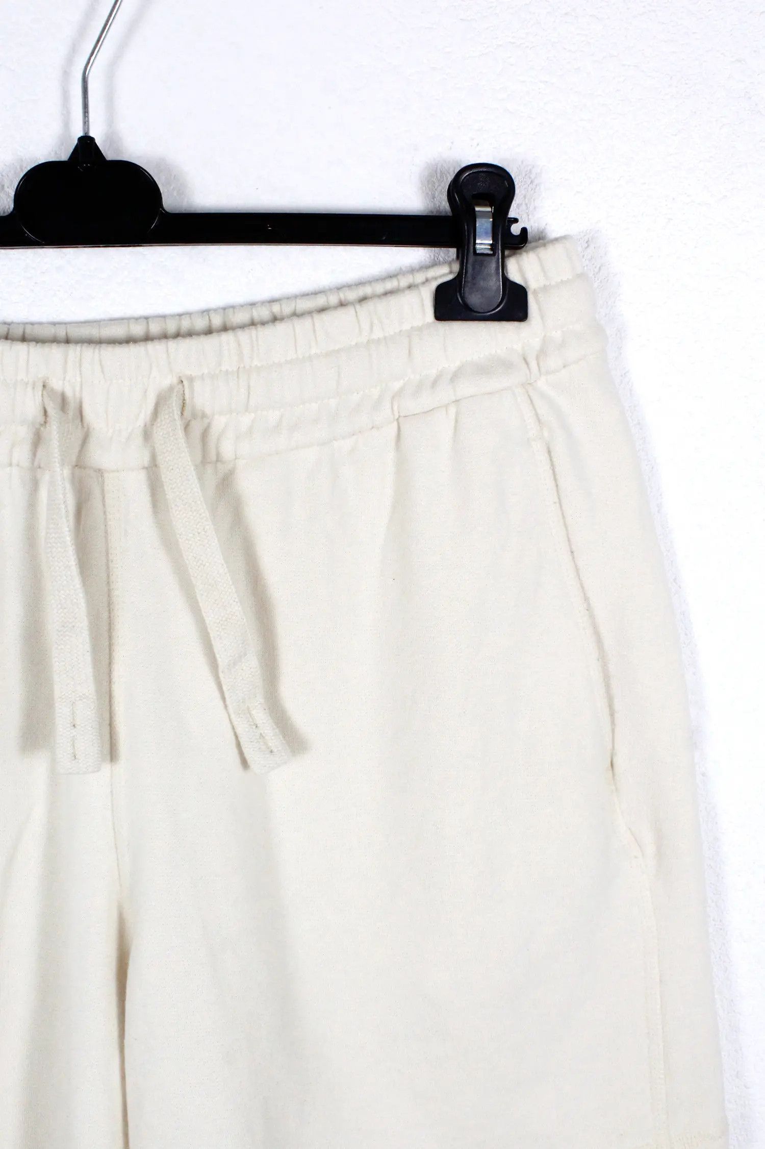 Cos COS Relaxed-Fit Light Beige Sweat Shorts size M Size US 33 - 3 Thumbnail
