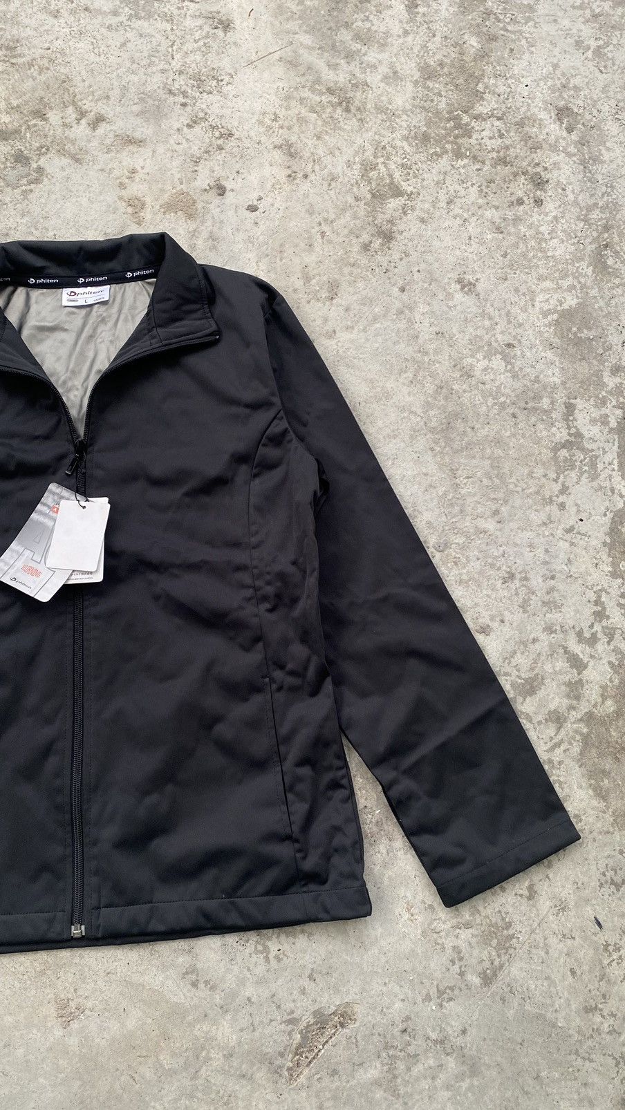 Goretex × Japanese Brand Phiten Ladies Waterproof Windbreaker Hiking Jacket Size L / US 10 / IT 46 - 3 Thumbnail
