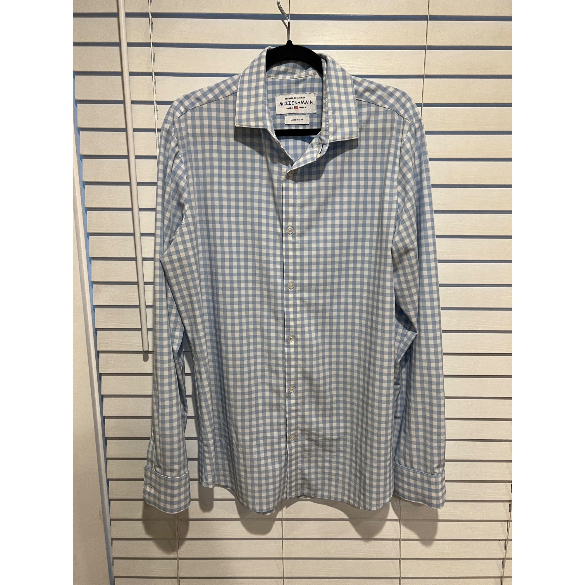 Mizzen+Main Mizzen and Main Long Sleeve Button Up Shirt - Size L Size US L / EU 52-54 / 3 - 1 Thumbnail