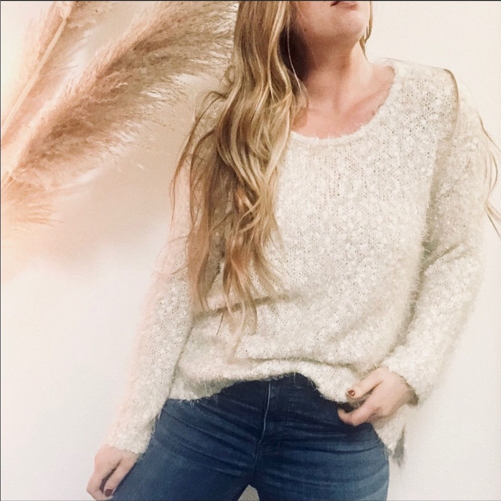 Nordstrom Hinge Nordstrom Cream Fuzzy Pullover Chunky Knit Sweater Size M / US 6-8 / IT 42-44 - 1 Thumbnail