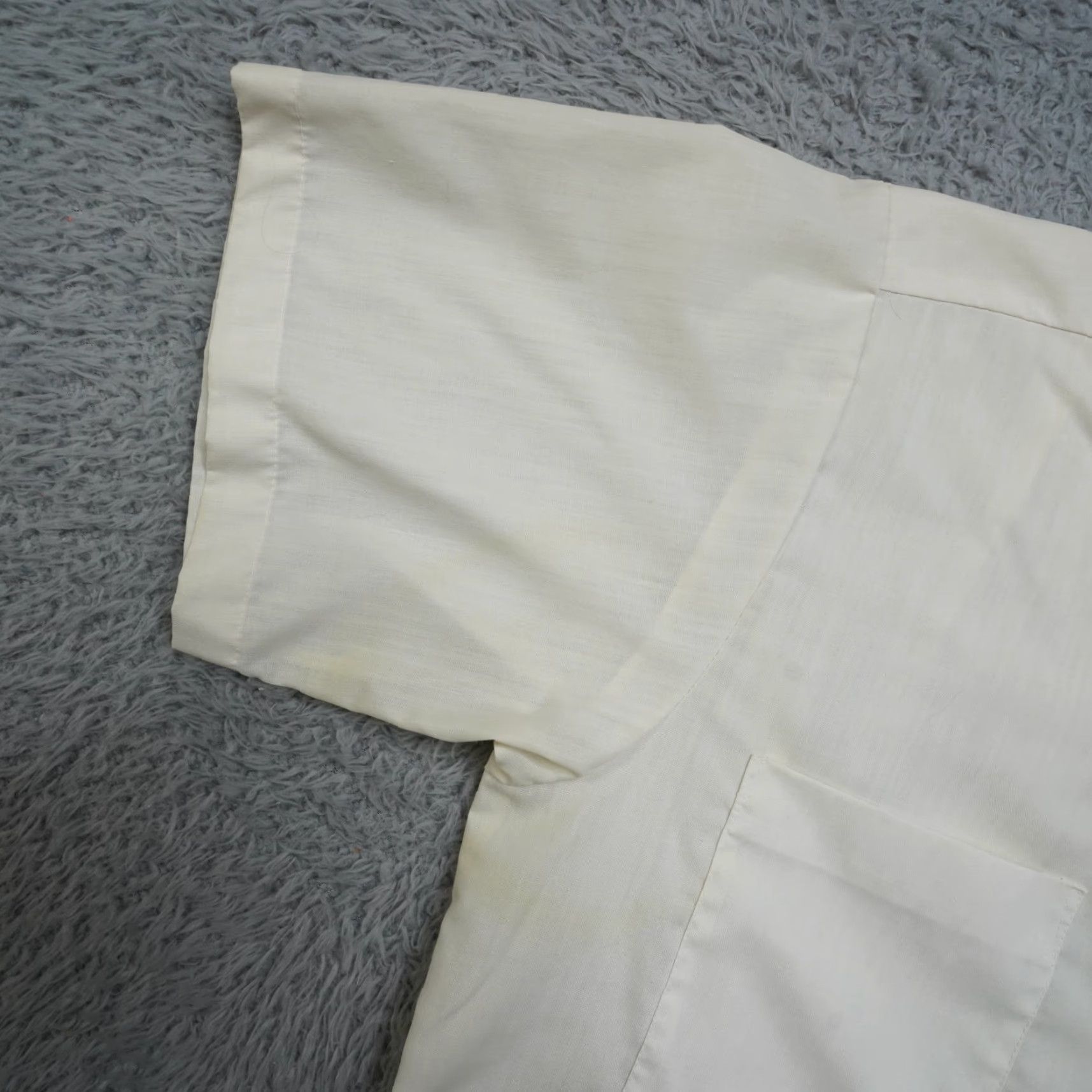 Vintage Vintage London Tower Shirt Mens M White 60s Button-Up Short Sleeve Casual Vintage 60s Mens White London Tower Shirt Size US M / EU 48-50 / 2 - 5 Thumbnail