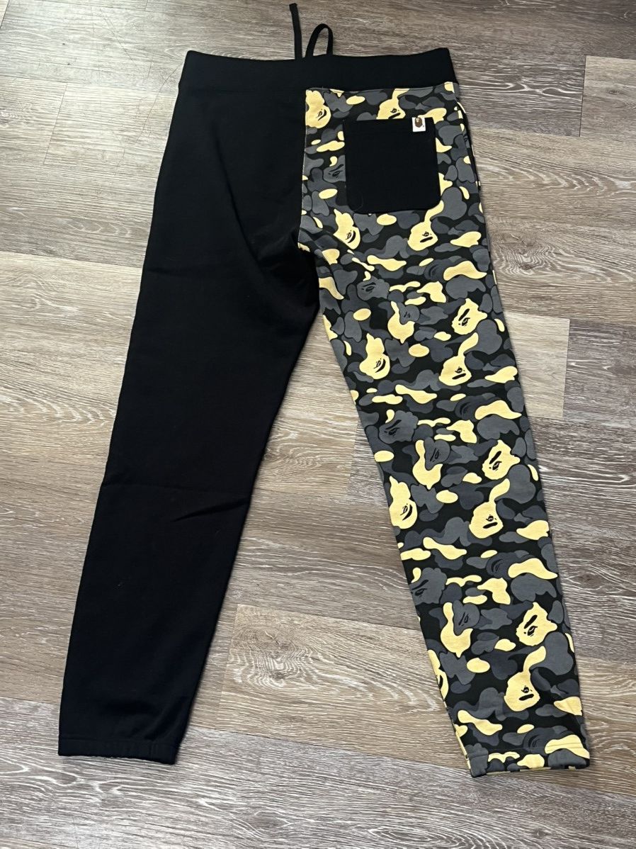 Bape NYC Liberty Bape Head Jogger Never Worn! Glow in The Dark Size US 32 / EU 48 - 3 Thumbnail