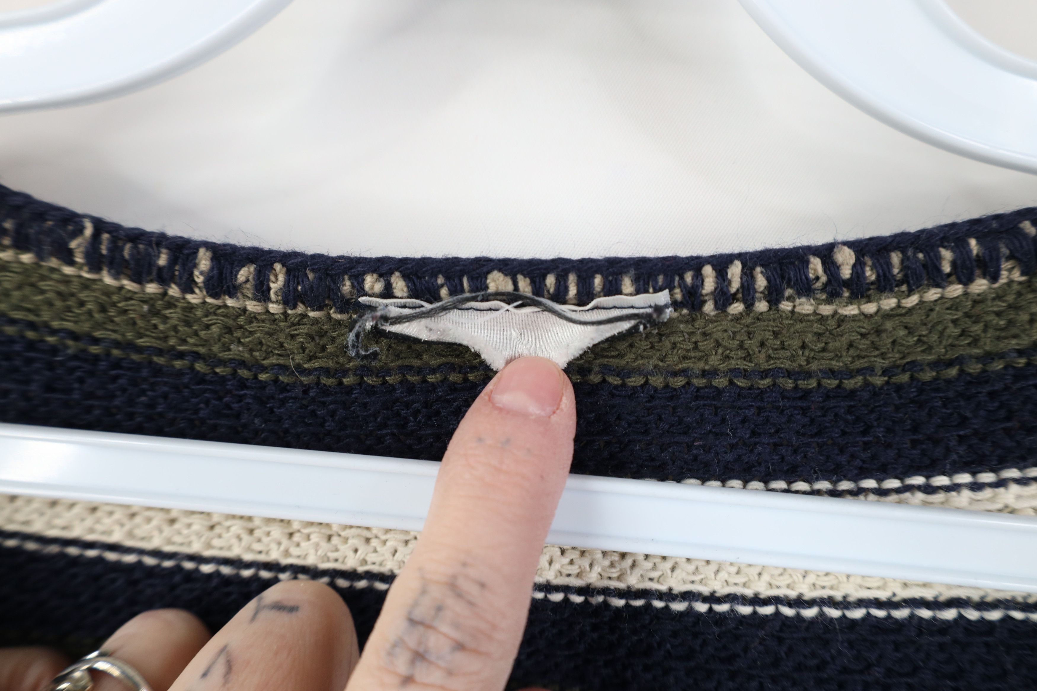 Vintage Vintage 90s Y2K Streetwear Cropped Boxy Fit Striped Sweater Size L / US 10 / IT 46 - 4 Thumbnail