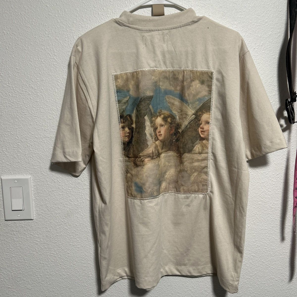 Other Mens white graphic Angel T-shirt size m Size US M / EU 48-50 / 2 - 2 Thumbnail