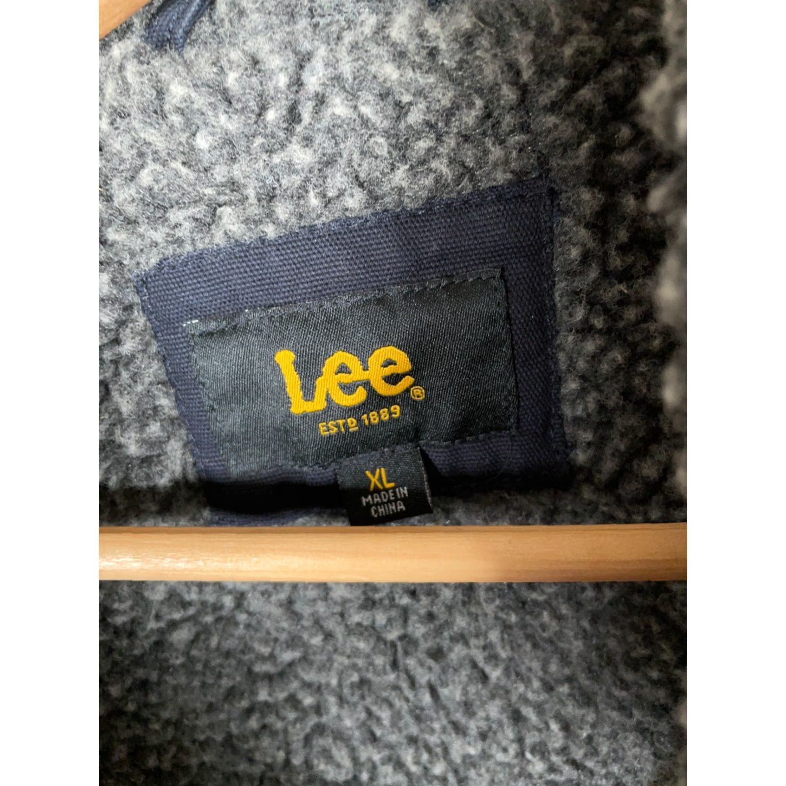 Lee Lee Vest Black Canvas Sherpa Lined Full Zip Pockets Adult XL Mens 90s Grunge Outdoor Workwear Jacket/Coat Style: Vest Size US XL / EU 56 / 4 - 4 Thumbnail