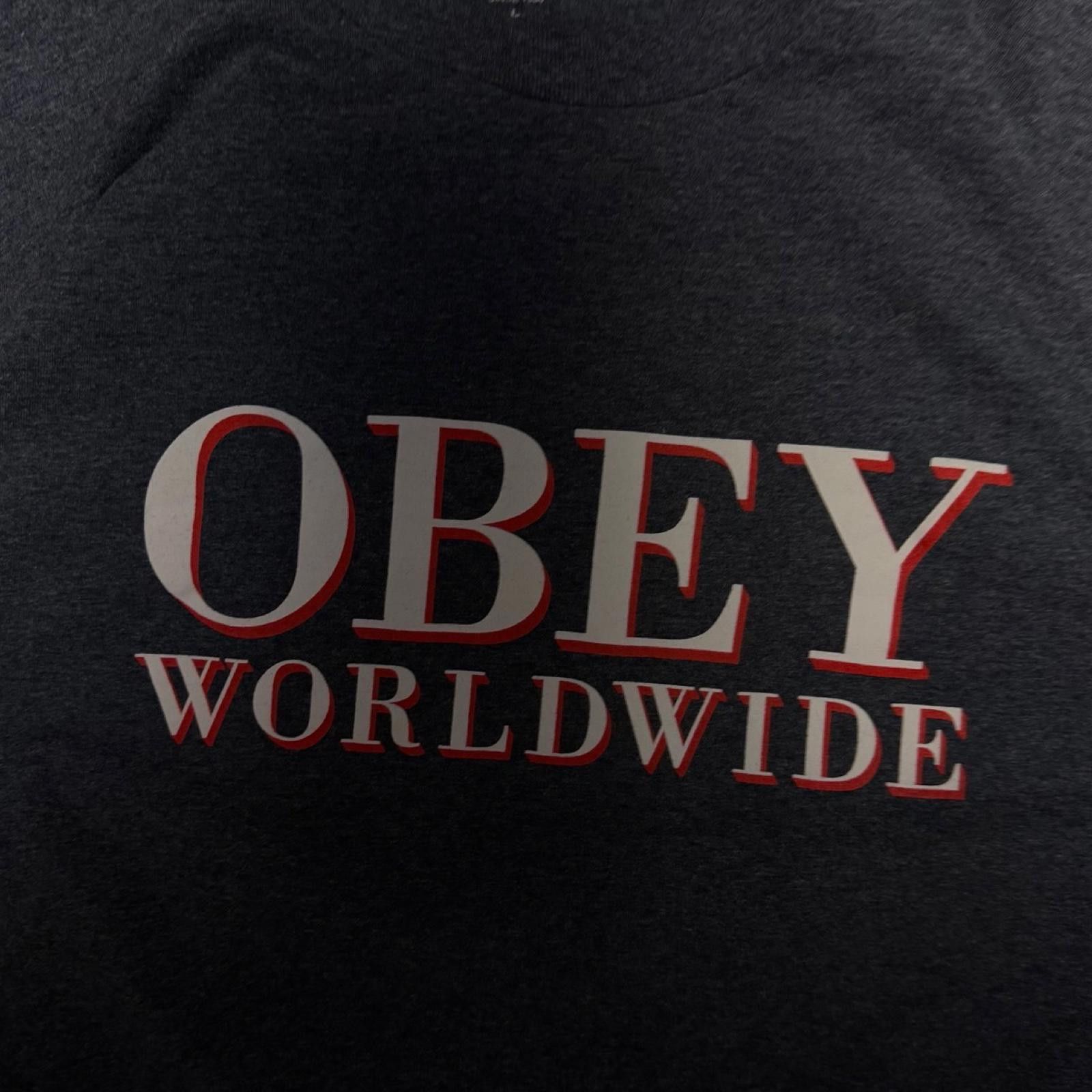 Designer Obey Worldwide -- M -- Size US M / EU 48-50 / 2 - 2 Thumbnail