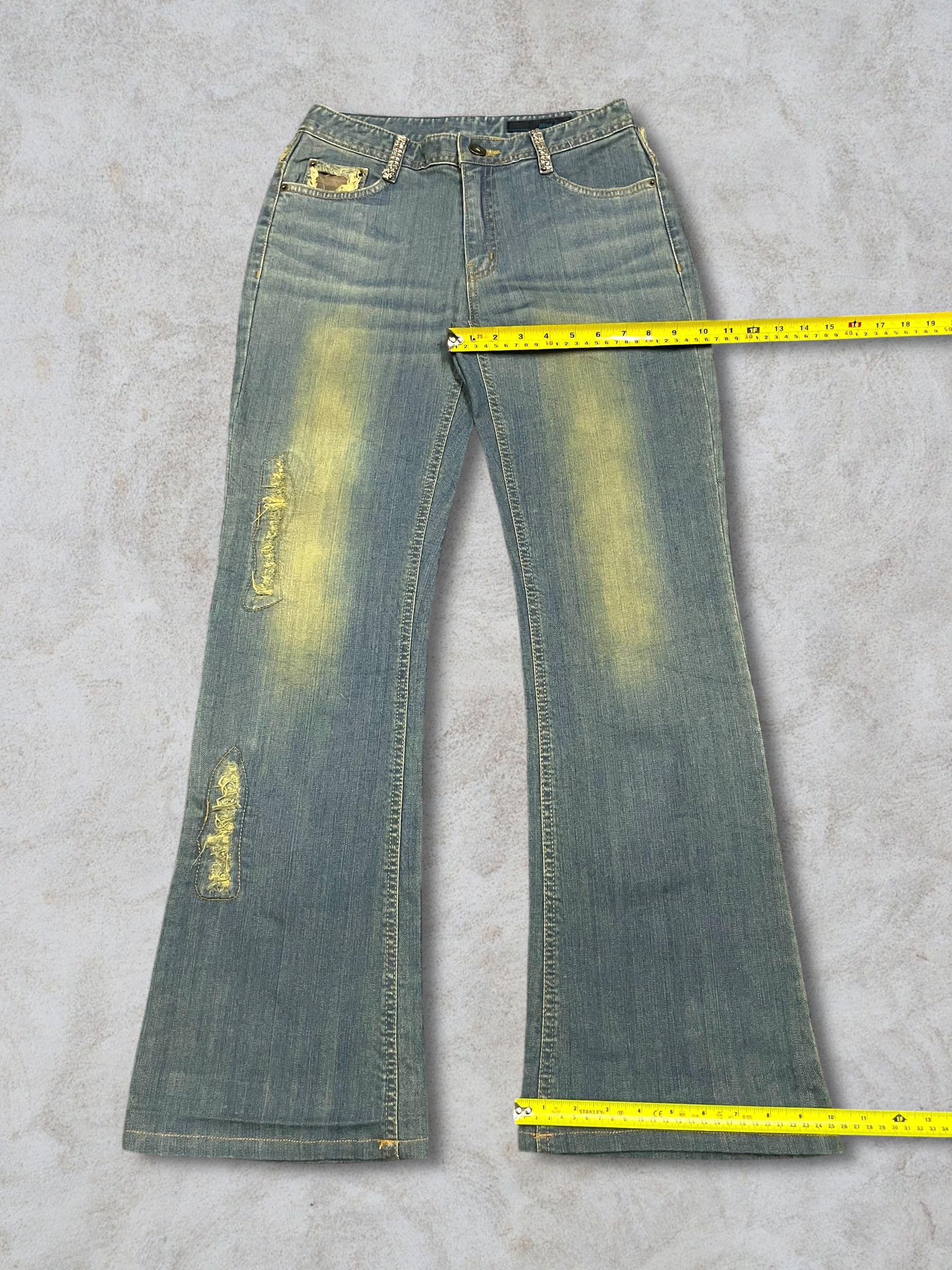 Japanese Brand Vtg Japanese Crystal Beads Distressed Bootcut Frayed Jeans Size 28" / US 6 / IT 42 - 16 Thumbnail