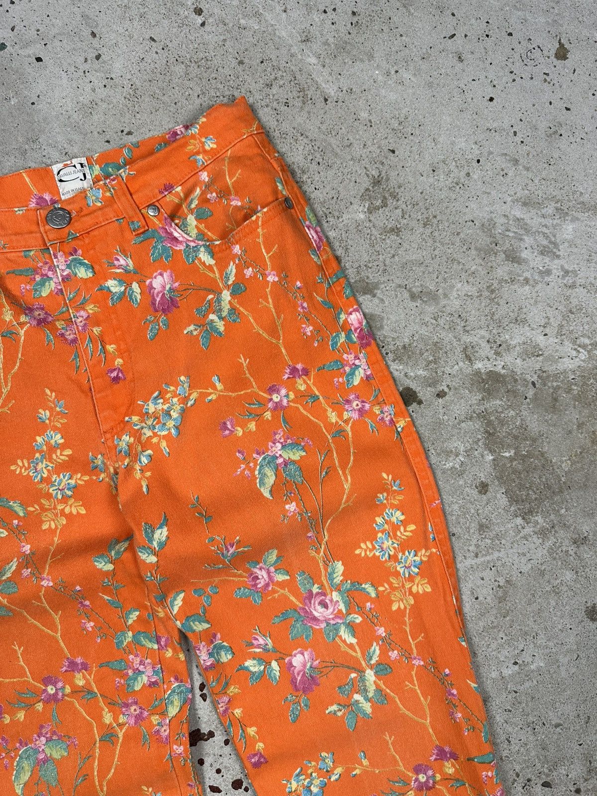 Roberto Cavalli Vintage 90s Roberto Cavalli Jeans Floral Print Flowers Size 28" / US 6 / IT 42 - 8 Thumbnail