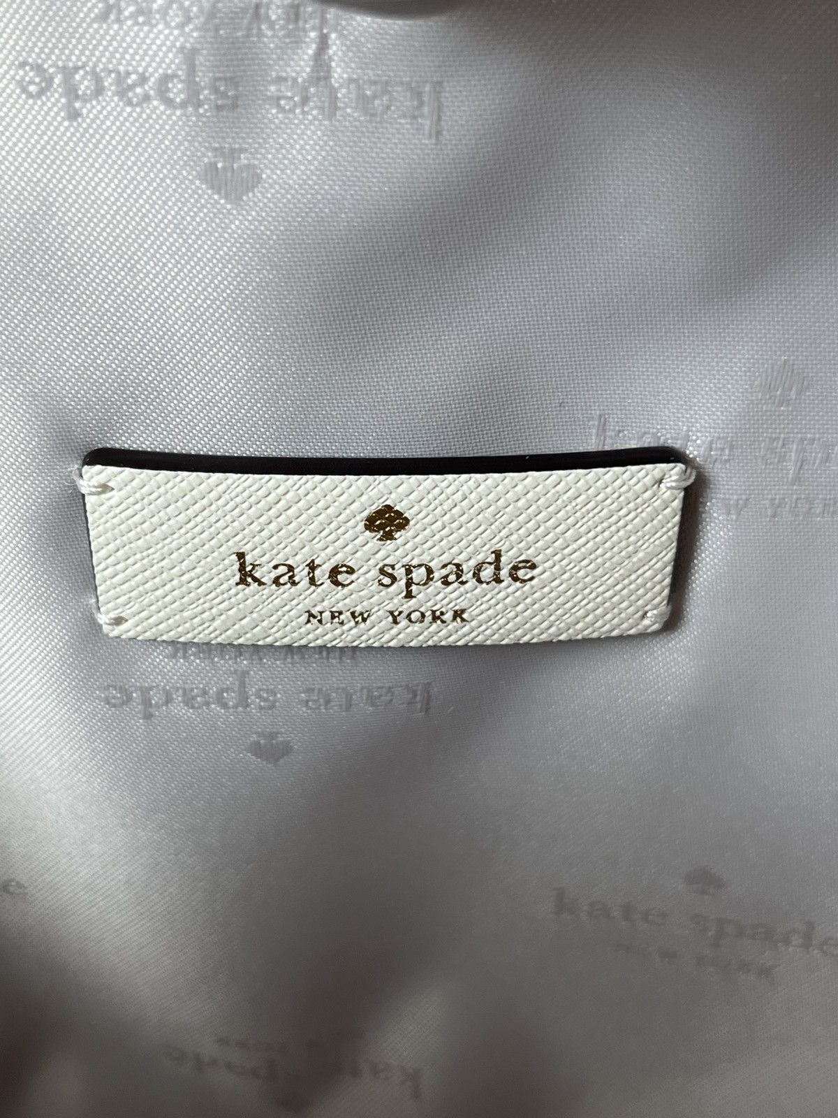 Kate Spade Kate Spade Love Shack Perforated Heart Crossbody Size ONE SIZE - 11 Thumbnail