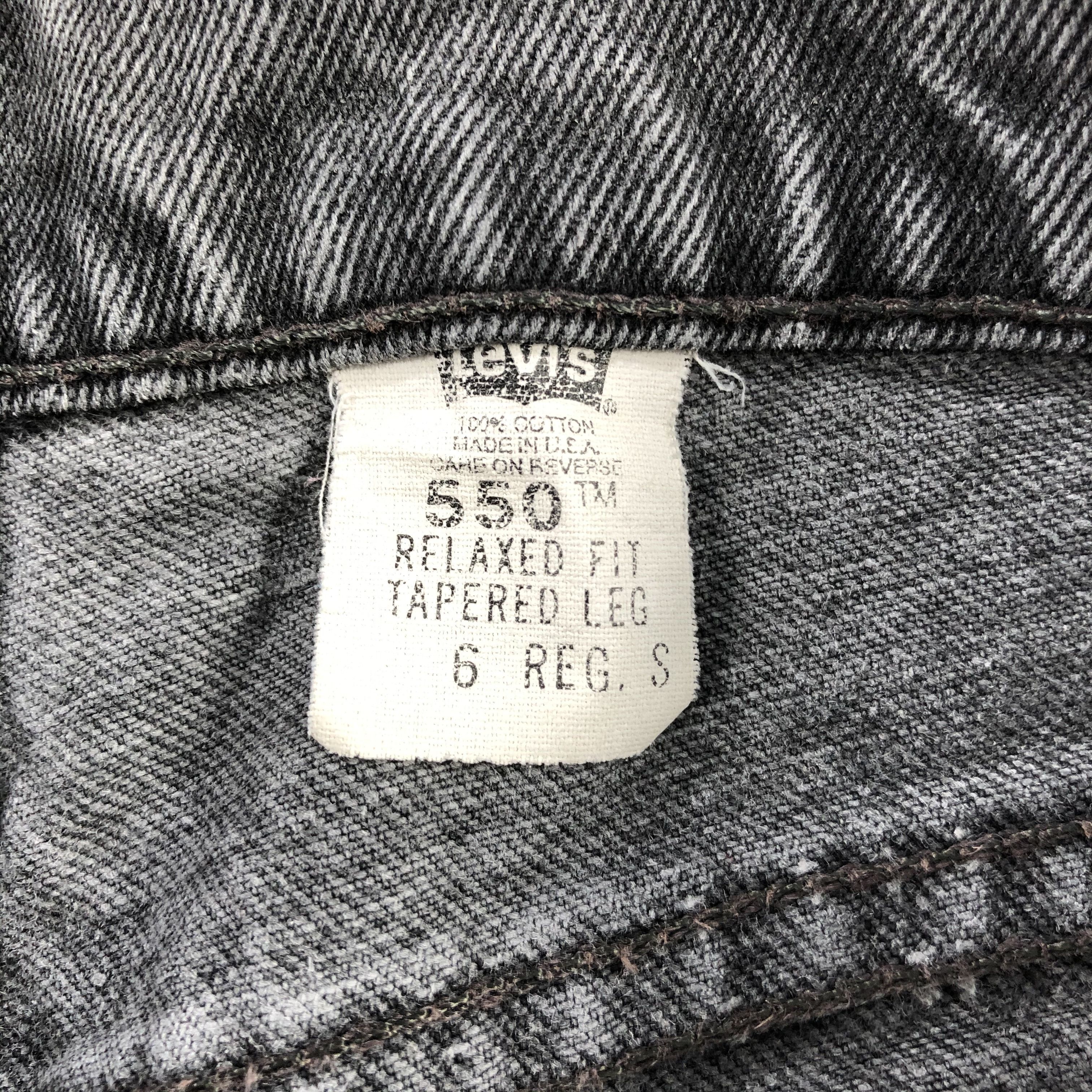 Levi's Vintage Levi's 550 Jeans Distress Faded Black Denim KJ843 Size US 27 - 13 Thumbnail