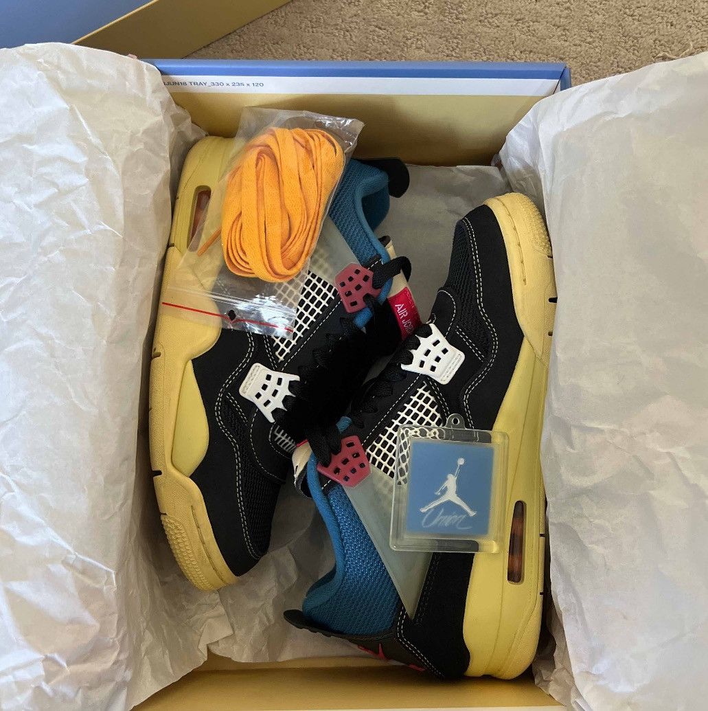 Jordan Brand × Union LA Jordan 4 x Union Off-Noir size 7 Size US 7 / EU 40 - 9 Thumbnail