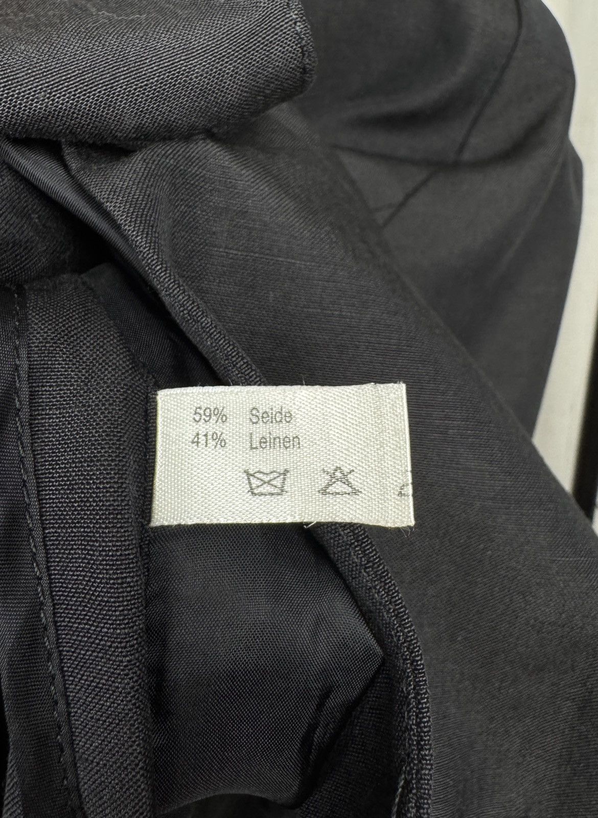 Akris Akris Black V-Neck Short Sleeve Silk Linen Button blazer Size M / US 6-8 / IT 42-44 - 11 Thumbnail