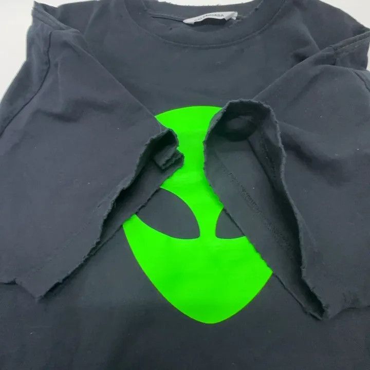 Balenciaga Balenciaga Alien Graphic Round Neck T-shirt 0079-2507 Size L / US 10 / IT 46 - 6 Thumbnail