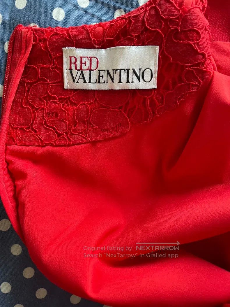 Valentino Valentino Red lace dress Size L / US 10 / IT 46 - 3 Thumbnail