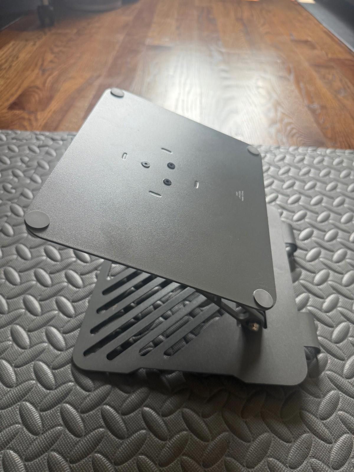 The Unbranded Brand Laptop Stand Portable Laptop Riser Adjustable Height Size ONE SIZE - 2 Thumbnail