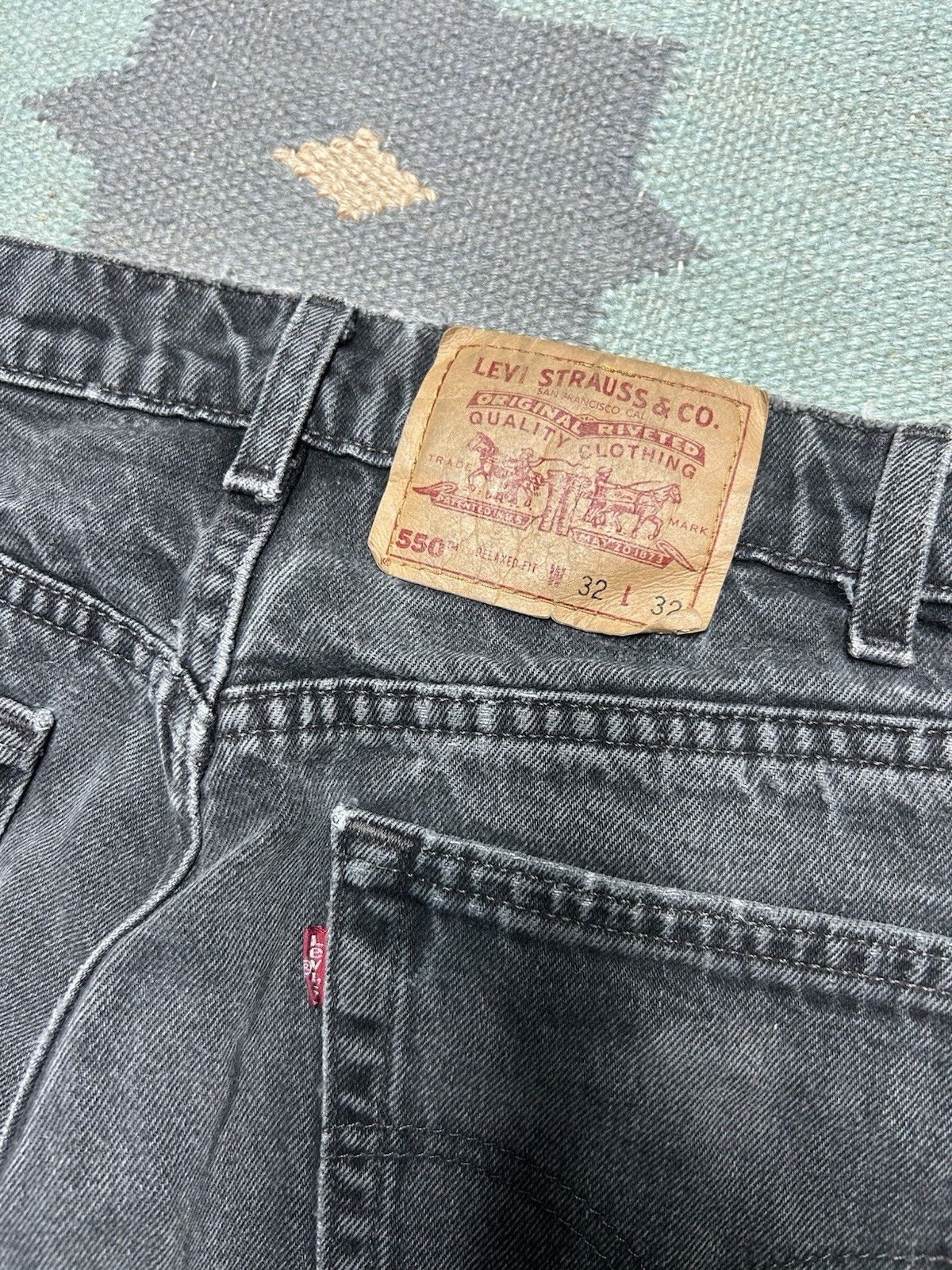 Vintage 90s Levis 550 jeans relaxed faded distress skater USA 30x31 Size US 30 / EU 46 - 14 Thumbnail